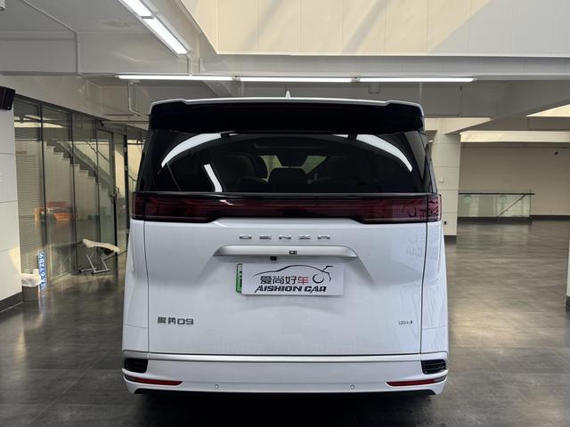 Denza D9 2023 image de voiture #7