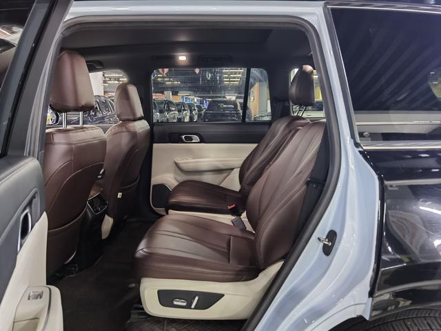 理想汽车 理想ONE 2020 汽车图片 #7