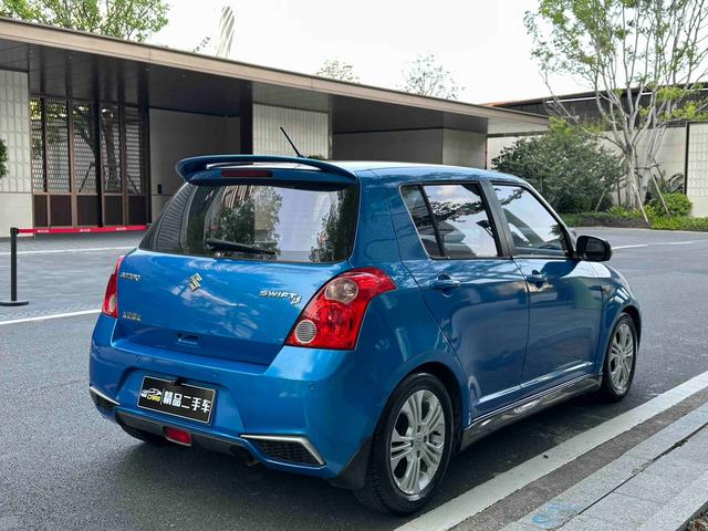 Suzuki Swift 2014 car image #7