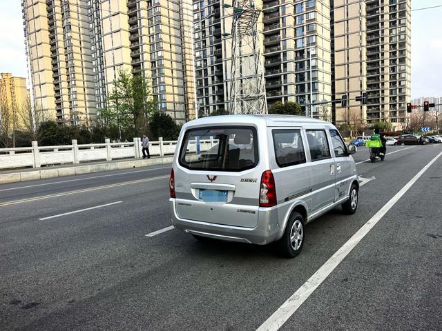 Wuling Rongguang 2010 imagem de carro #7