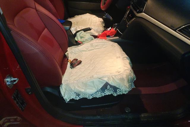 Hyundai Elantra AD 2019 car image #7