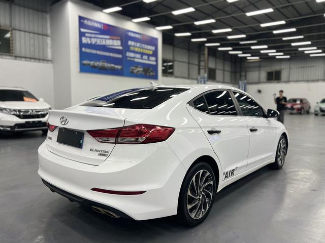 Hyundai Elantra AD 2019 immagine di auto #7