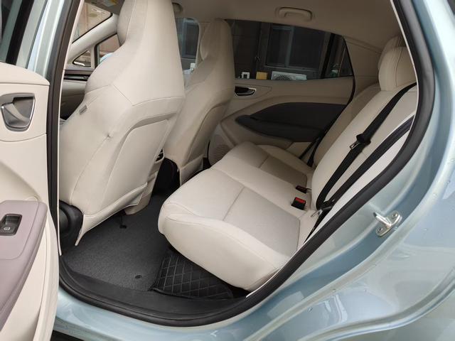 MG 4 EV 2025 immagine di auto #7