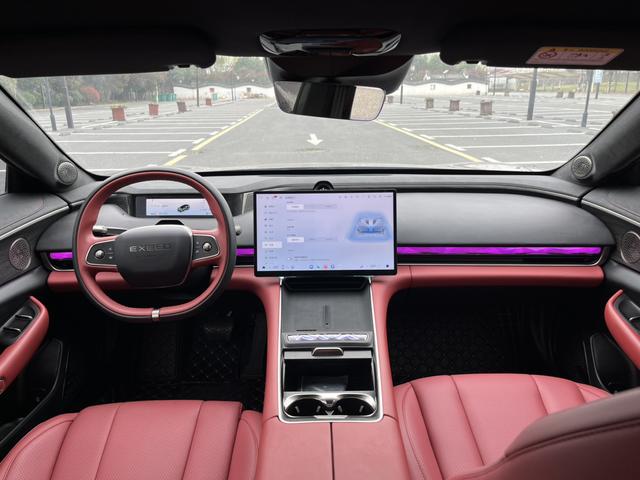 Exceed Stellar Era ES 2025 image de voiture #7