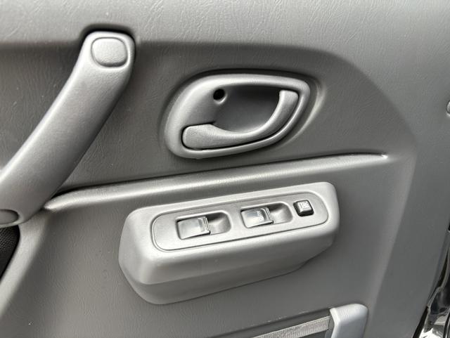 Suzuki Jimny (Imported) 2018 image de voiture #7