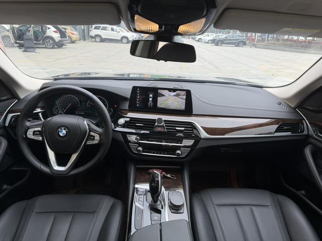 BMW 5 Series 2018 car image #7