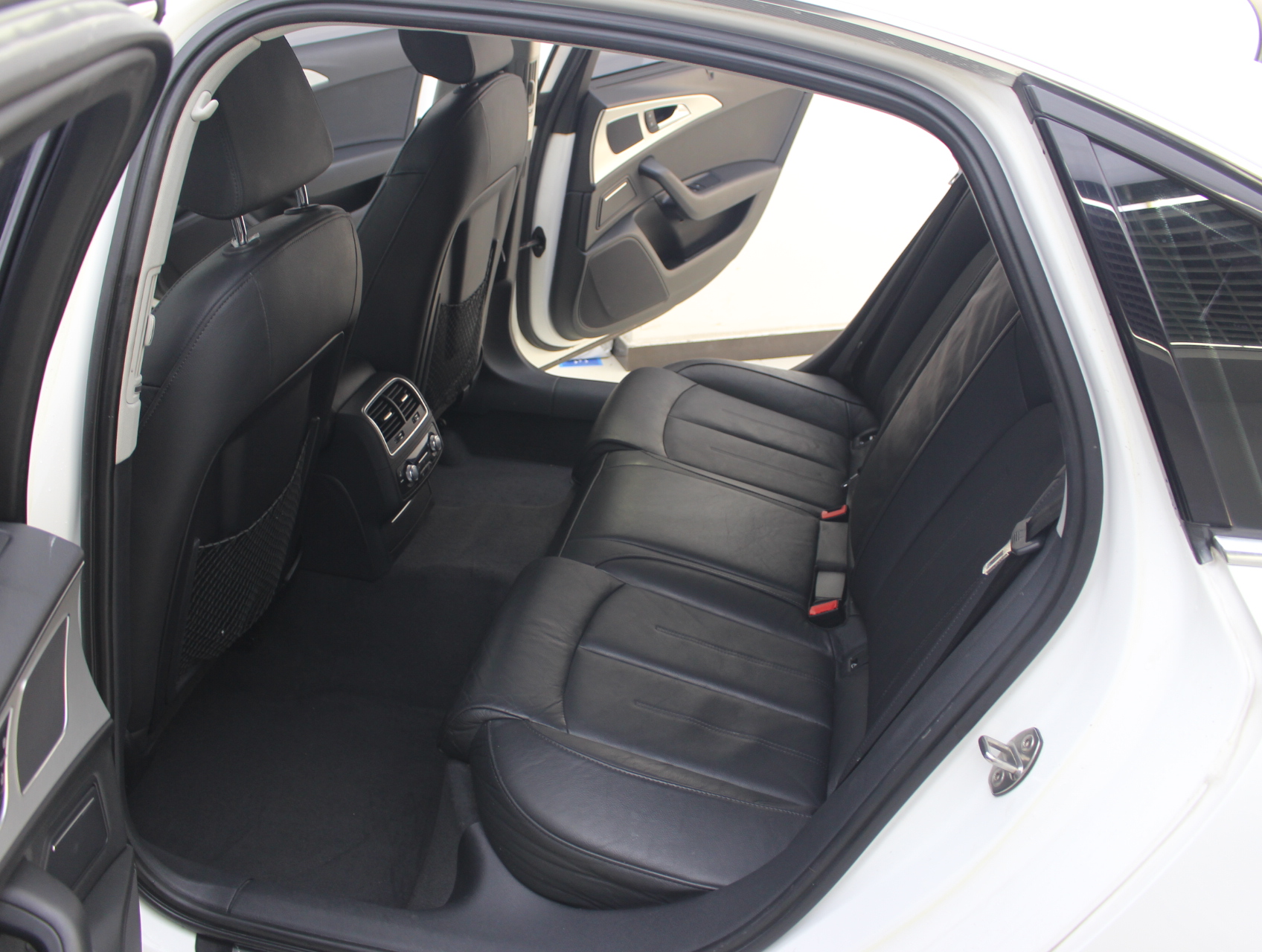 Audi A6L 2016 car image #7