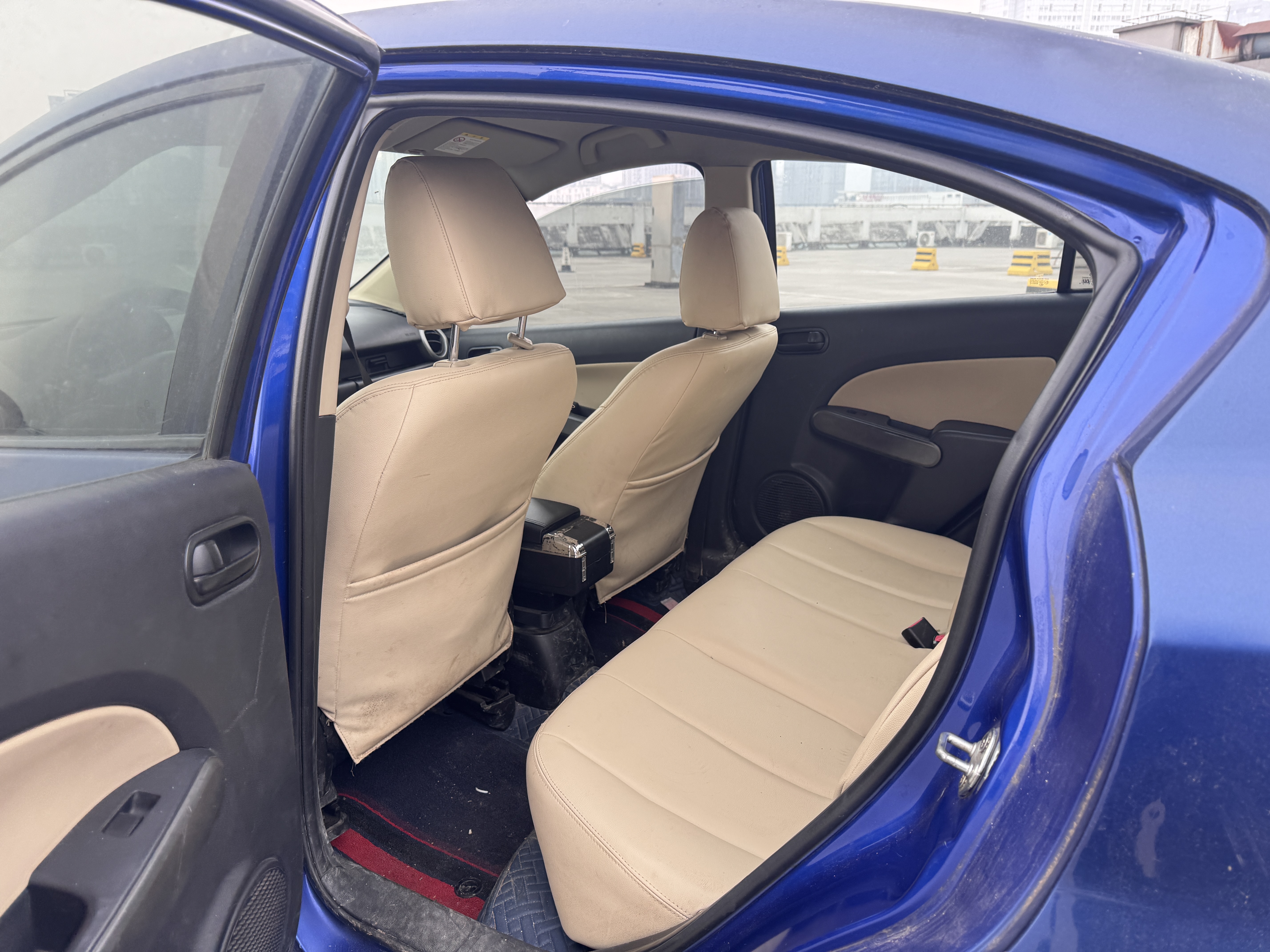 Mazda 2 Sedan 2009 imagem de carro #7