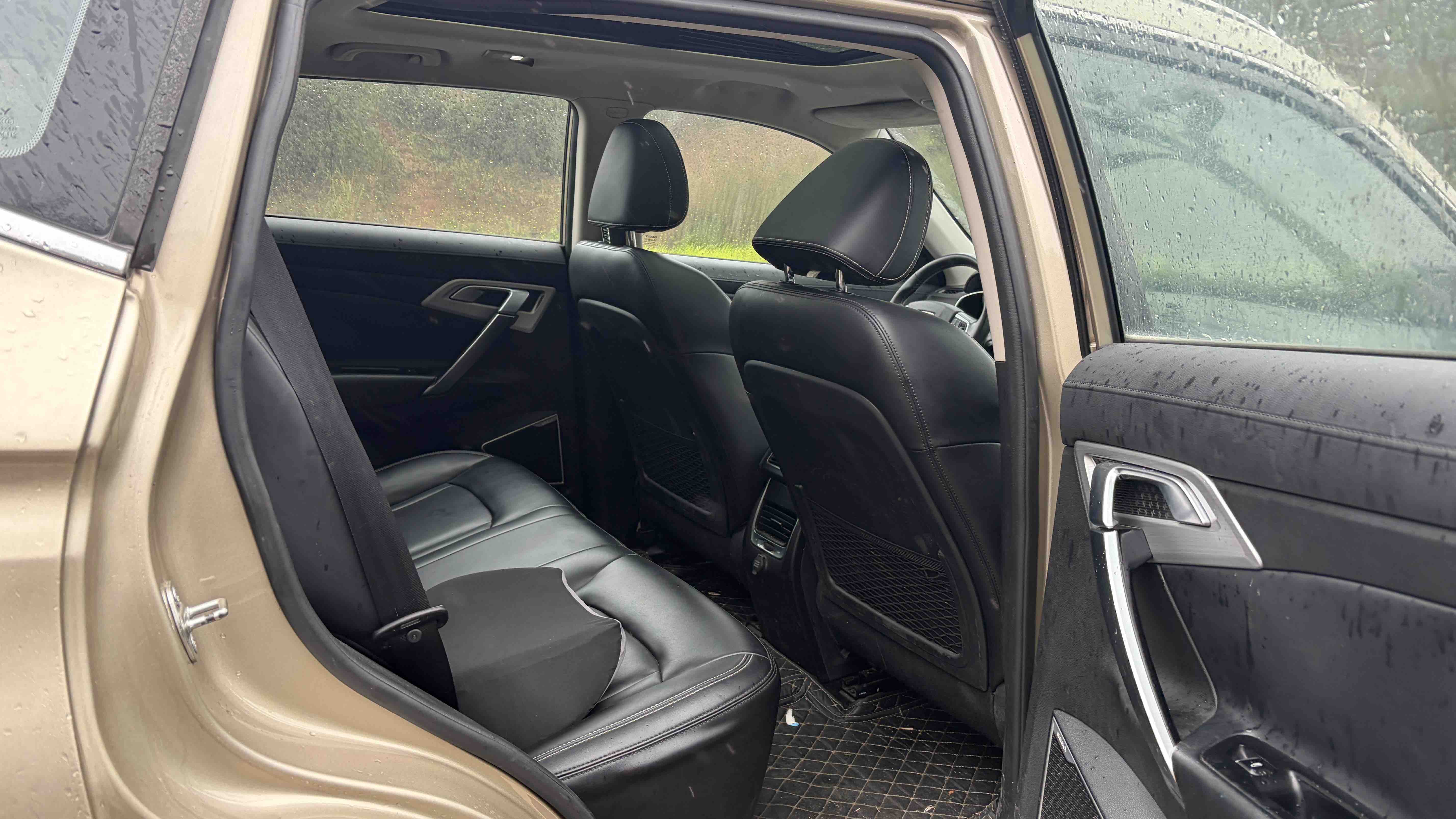 GEELY Boyue 2017 immagine di auto #7