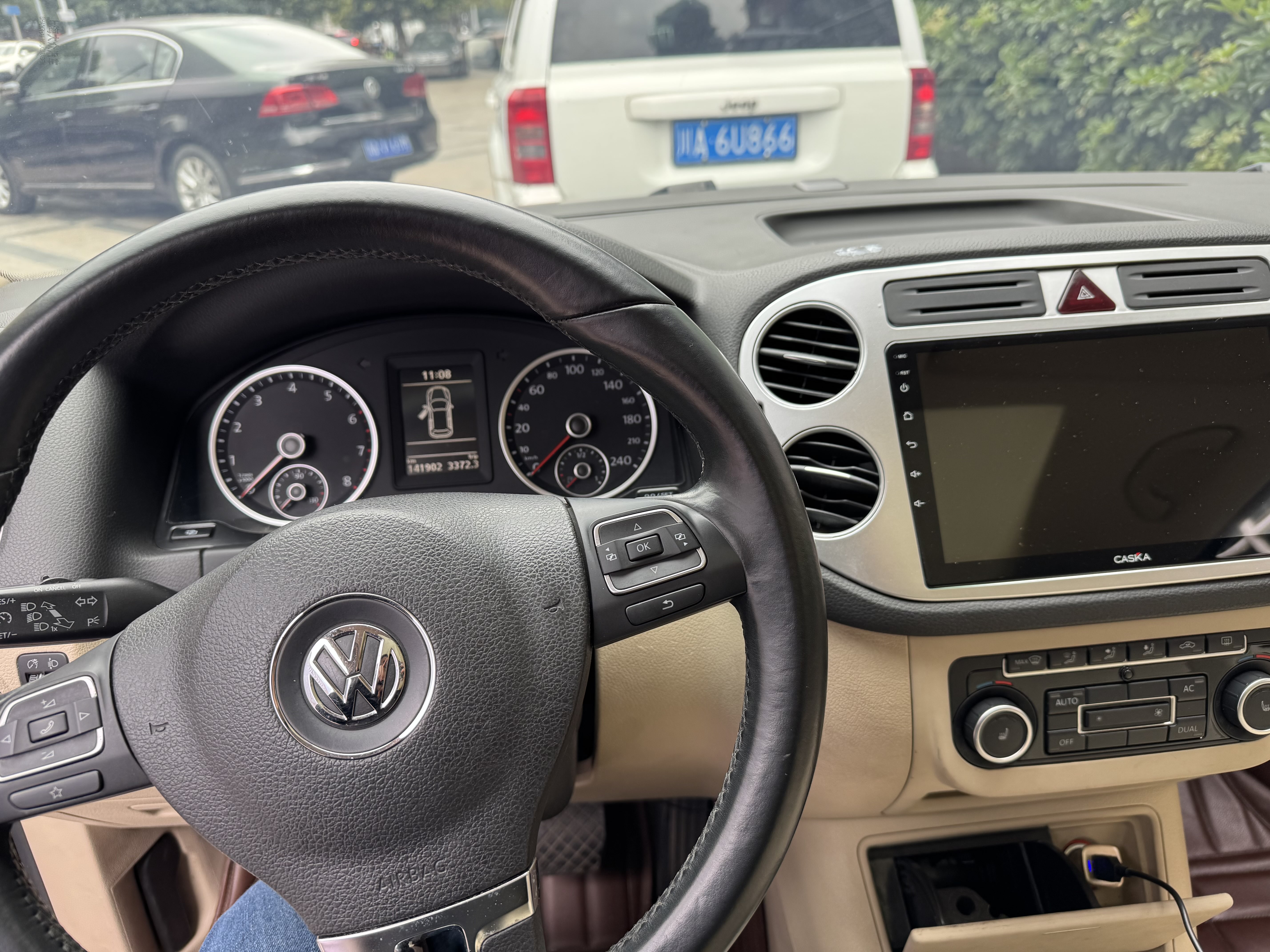 Volkswagen Tiguan 2012 immagine di auto #7