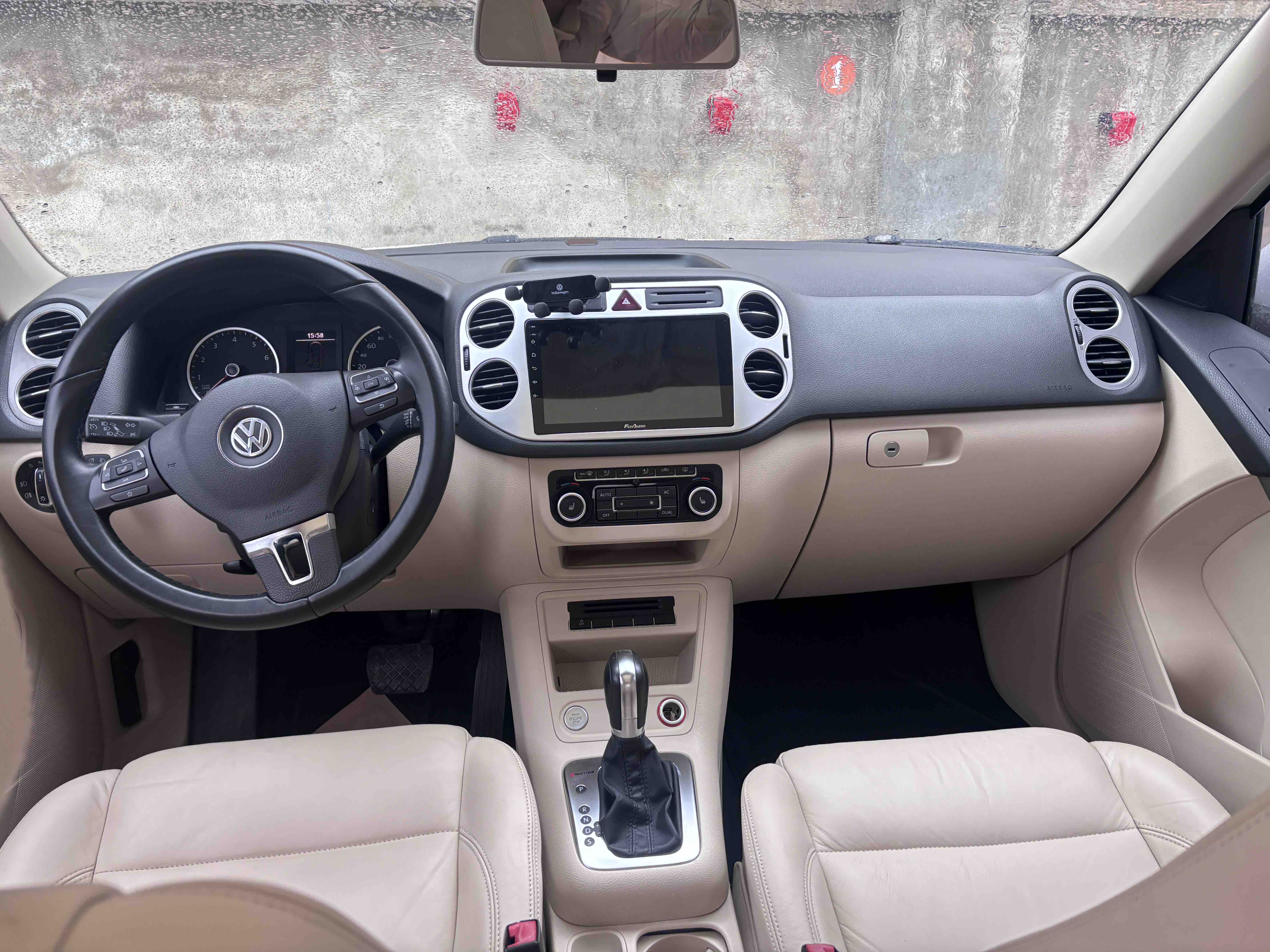 Volkswagen Tiguan 2013 car image #7