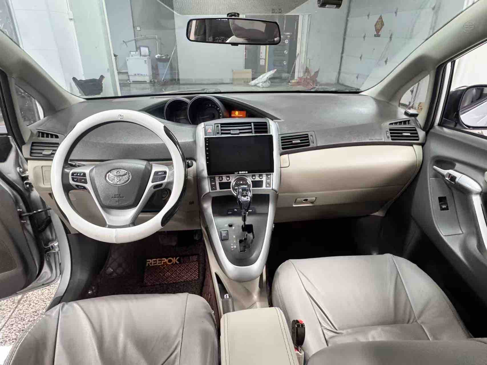 Toyota Verso 2012 car image #7