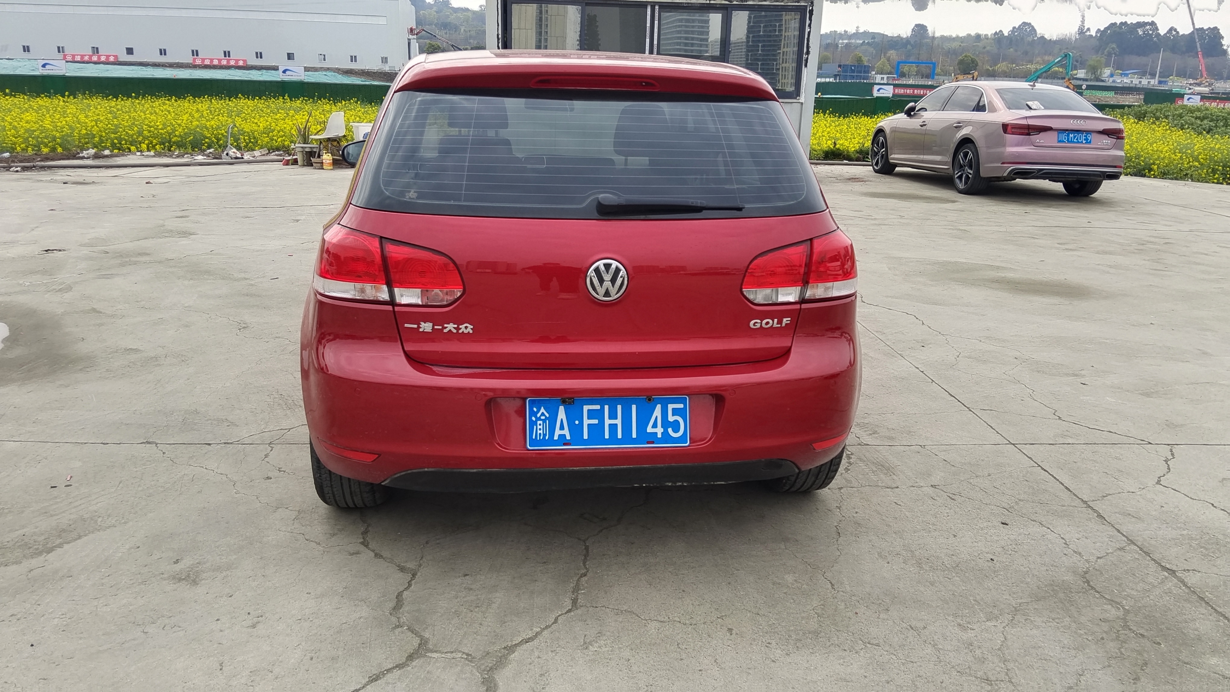 Volkswagen Golf 2012 car image #7