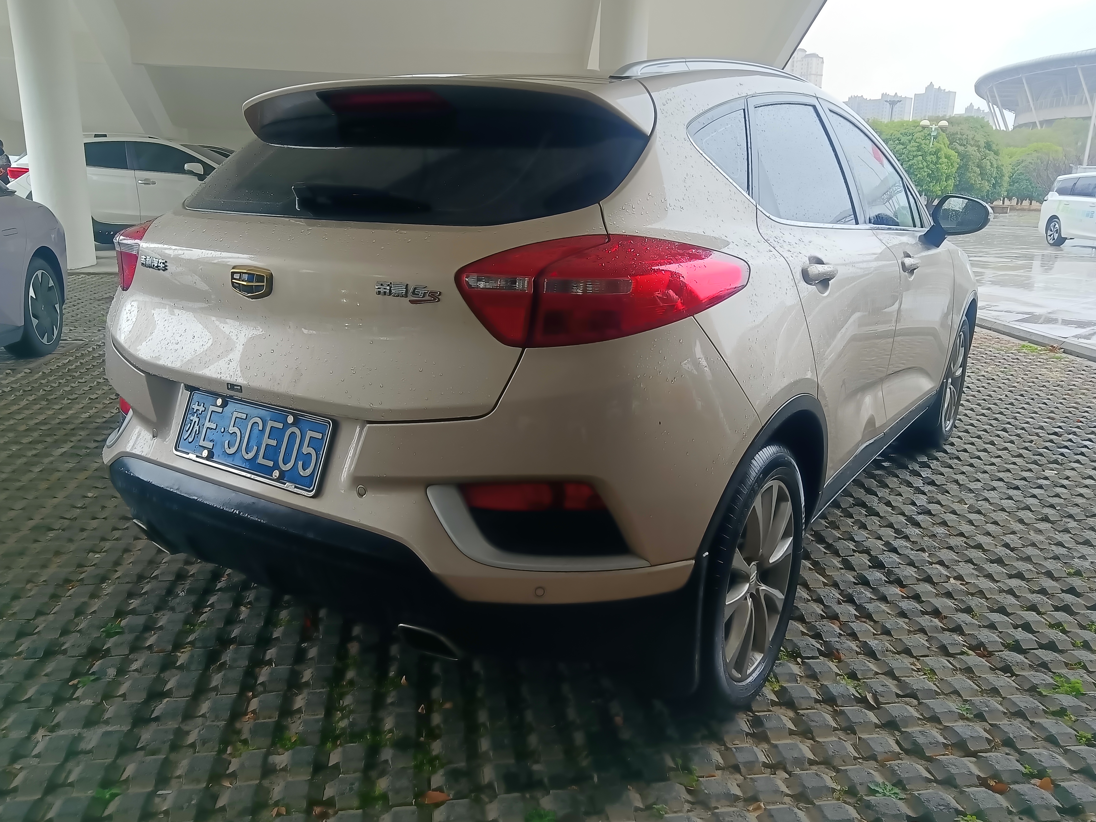 Emgrand GS 2017 #7 Emgrand GS 2017 car image #7