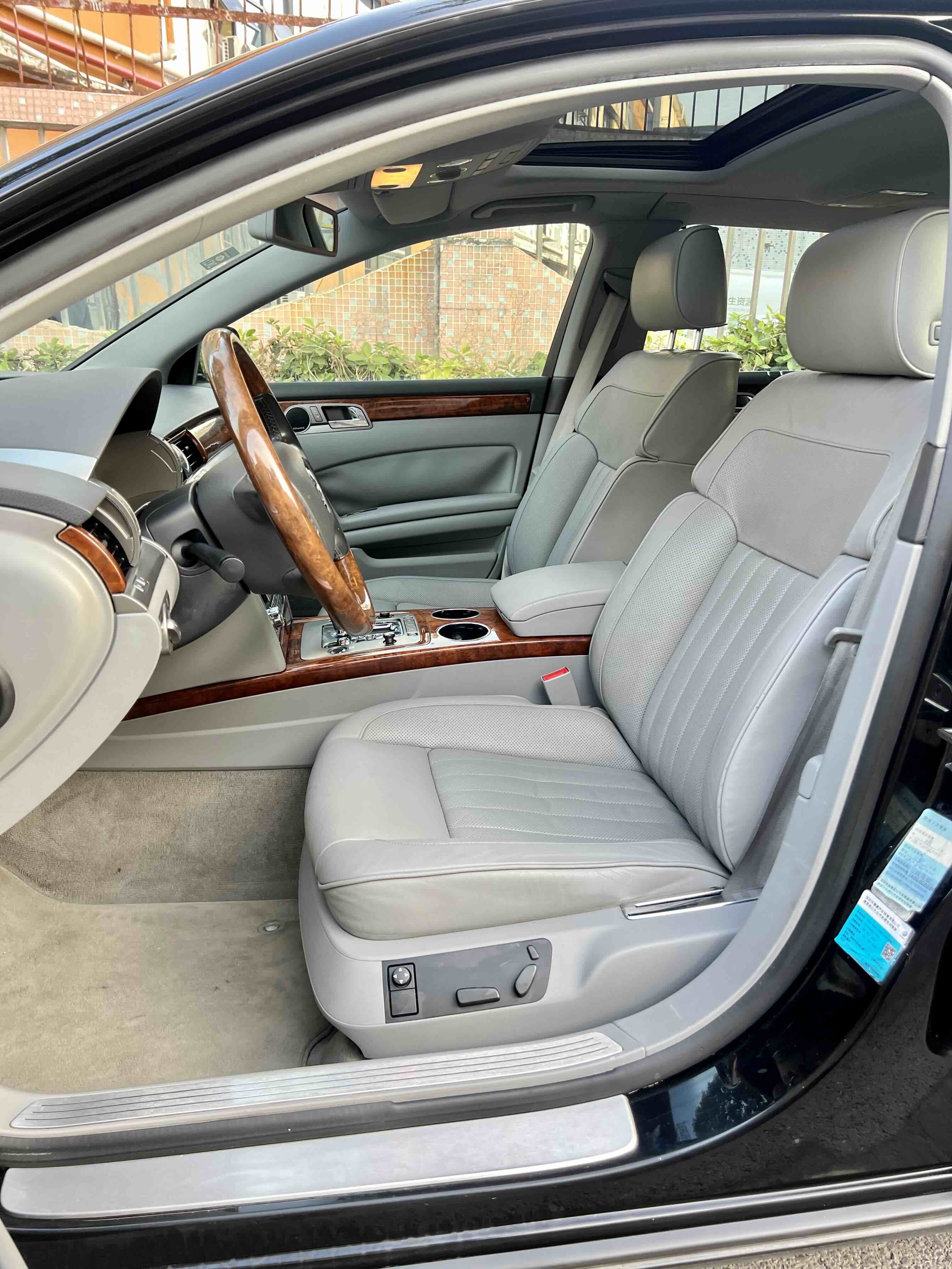 Volkswagen Pheaton 2015 immagine di auto #7