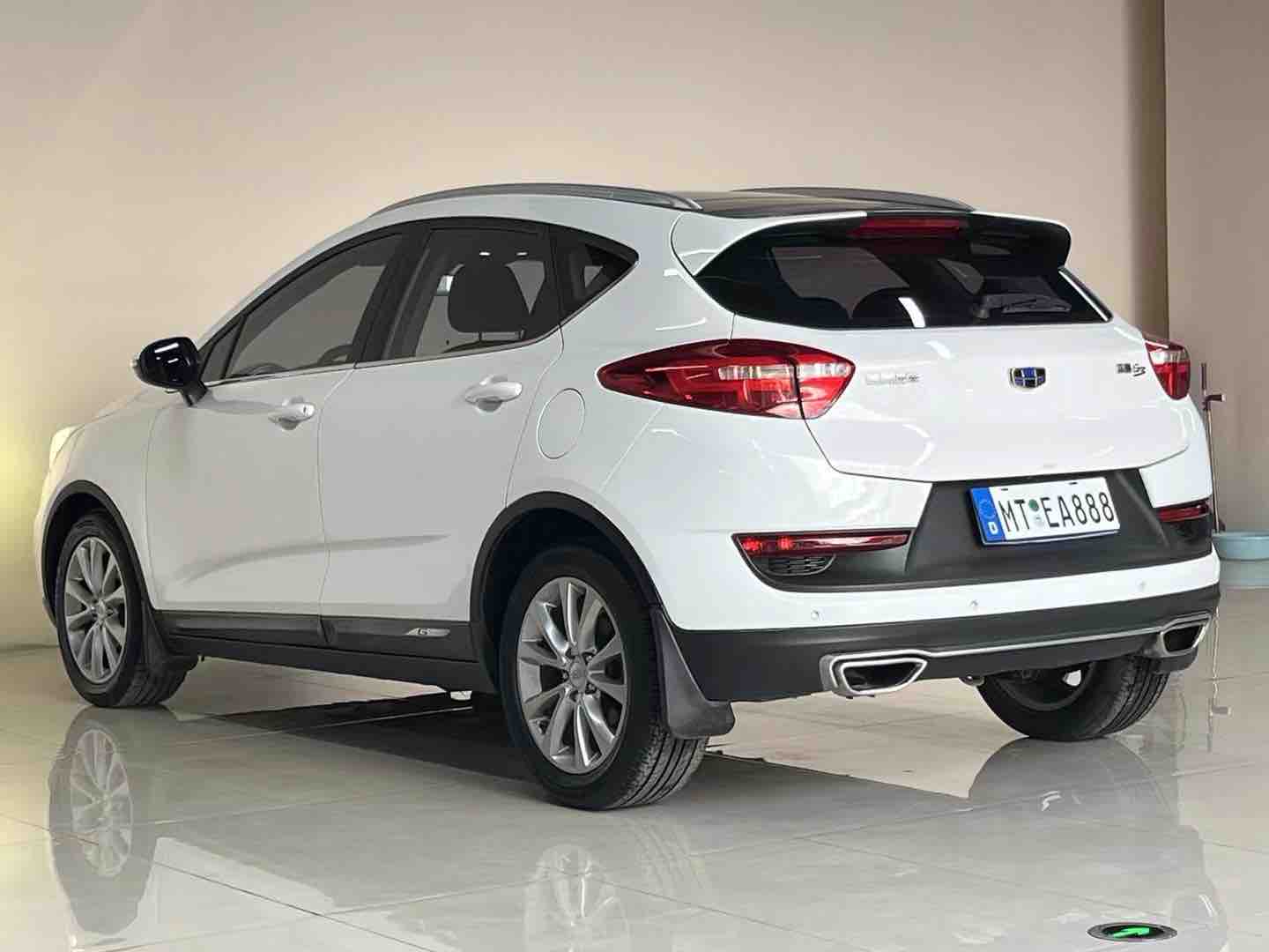 Emgrand GS 2017 #7 Emgrand GS 2017 car image #7