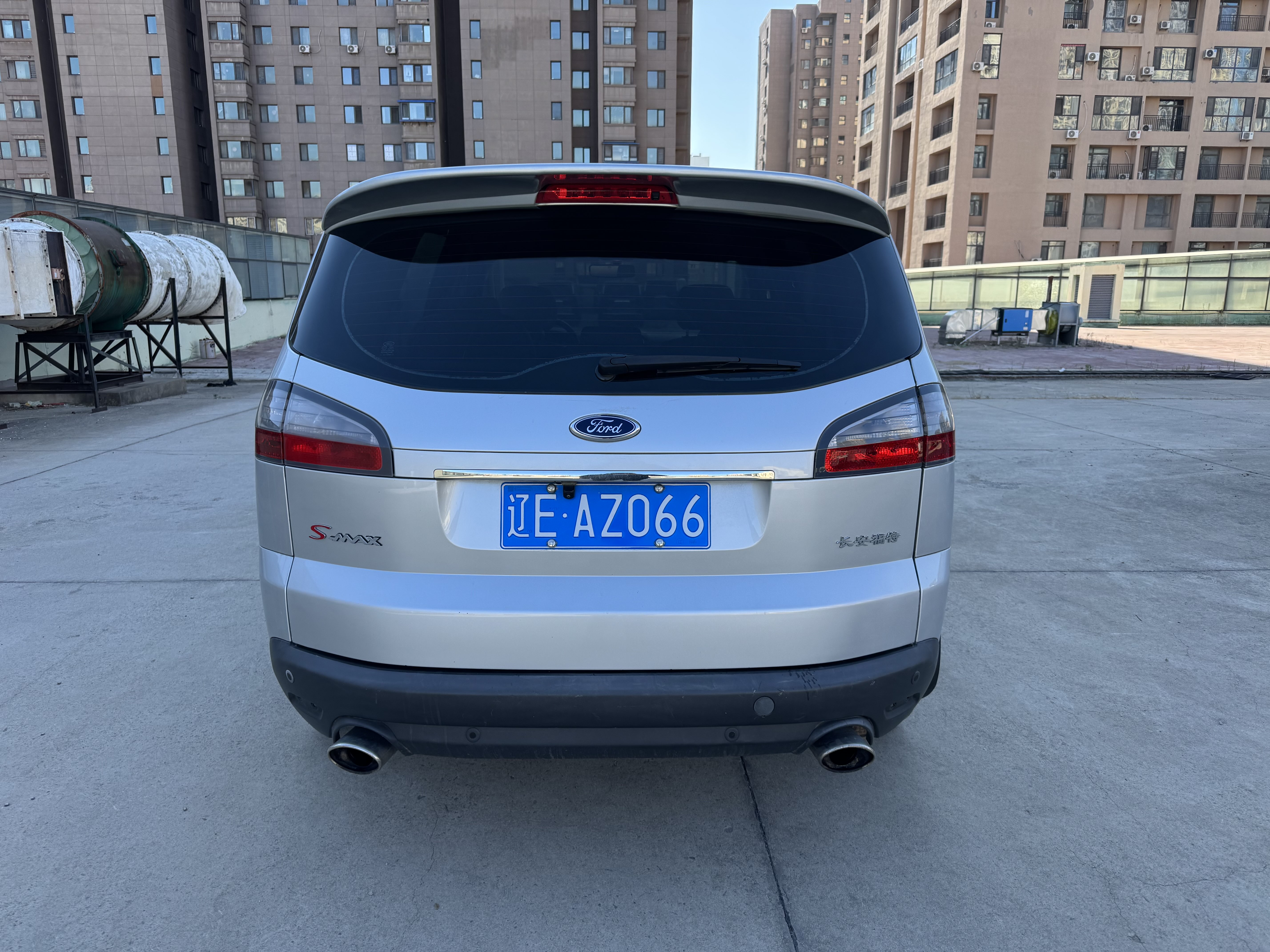 Ford S-MAX 2010 car image #7