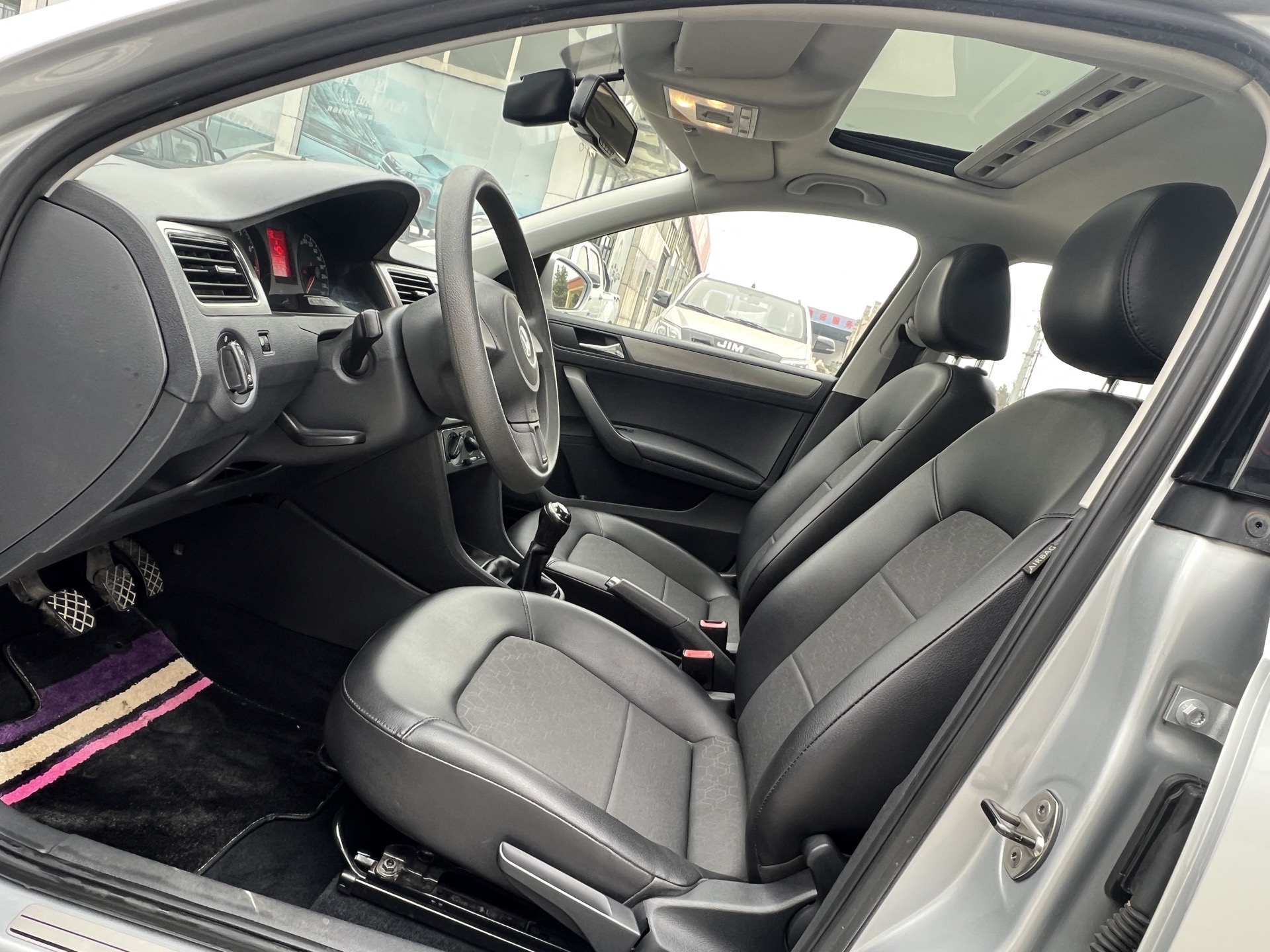 Santana 2014 car image #7