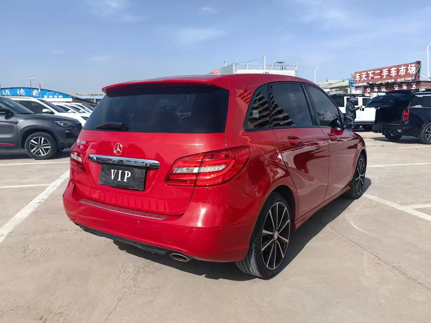 Mercedes-Benz B Class 2013 car image #7