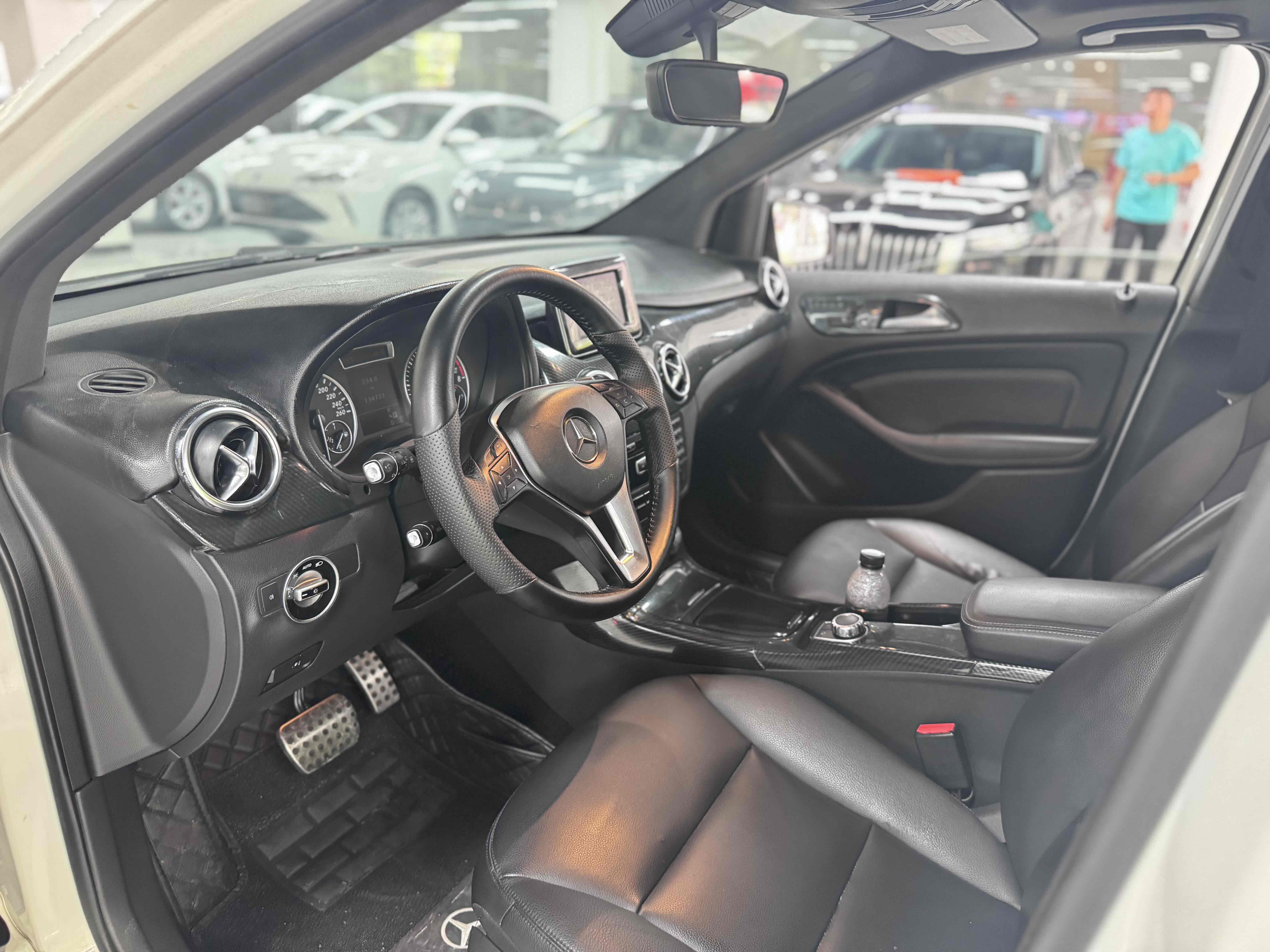 Mercedes-Benz B Class 2014 car image #7