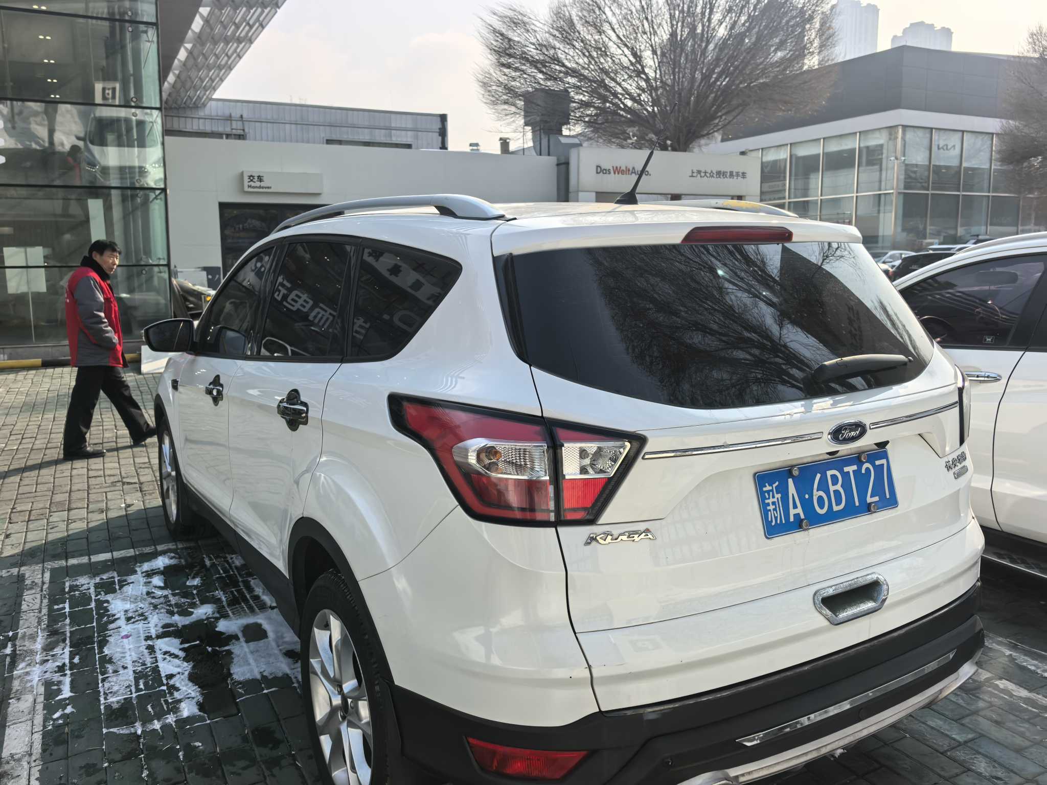Ford Kuga 2017 car image #7