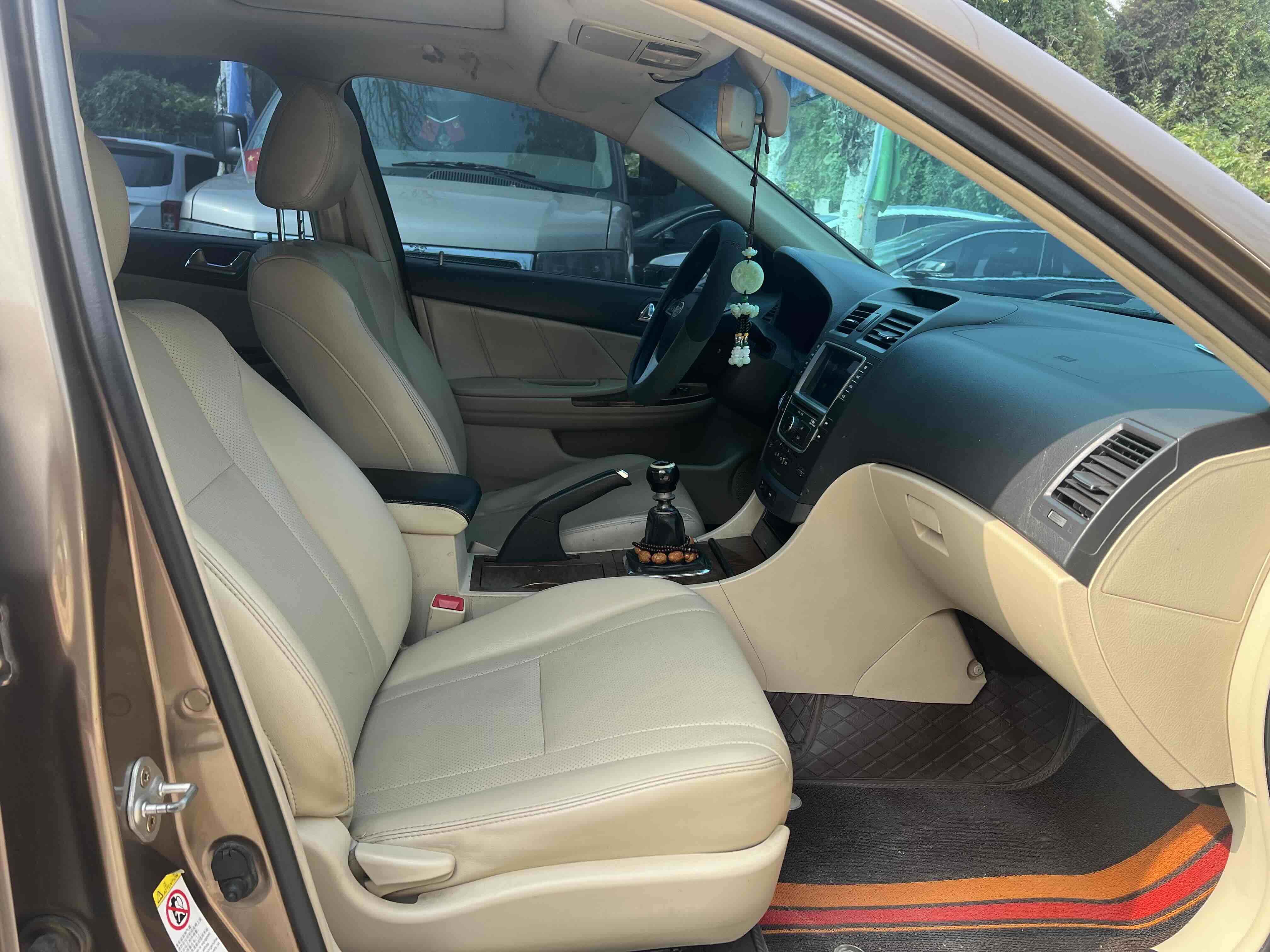 BYD G6 2012 #7 BYD G6 2012 car image #7