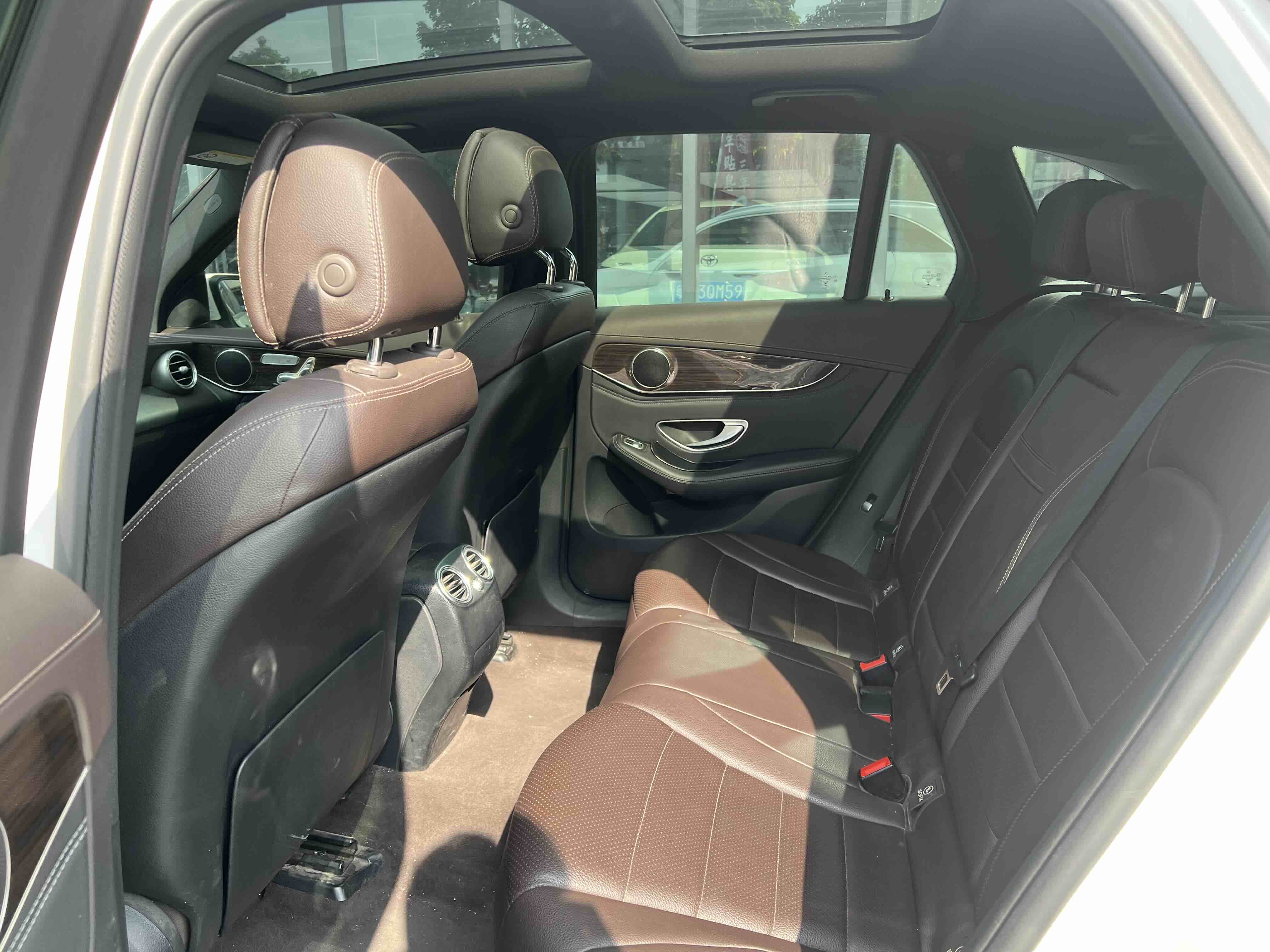 Mercedes-Benz GLC Class 2017 صورة سيارة #7