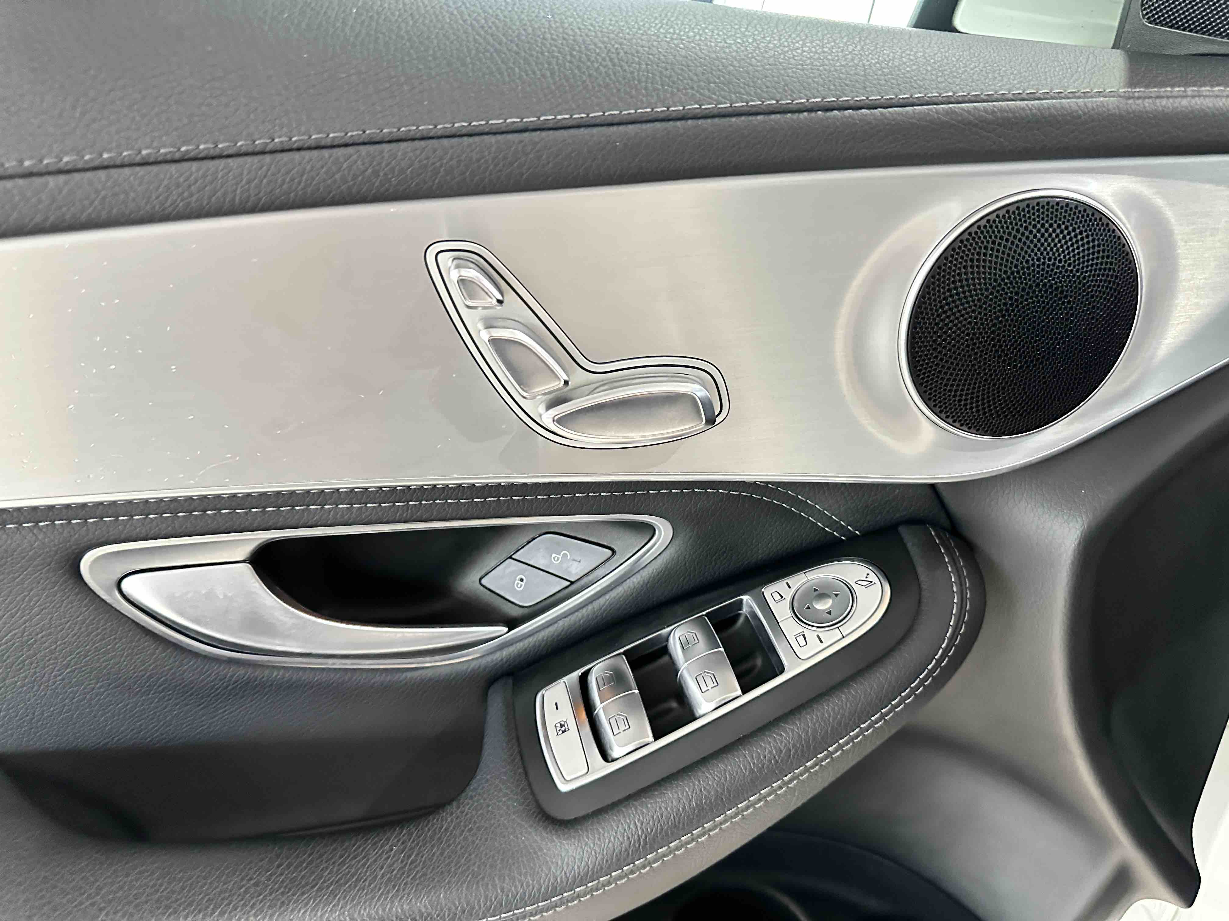 Mercedes-Benz 2017 #7 Mercedes-Benz 2017 car image #7