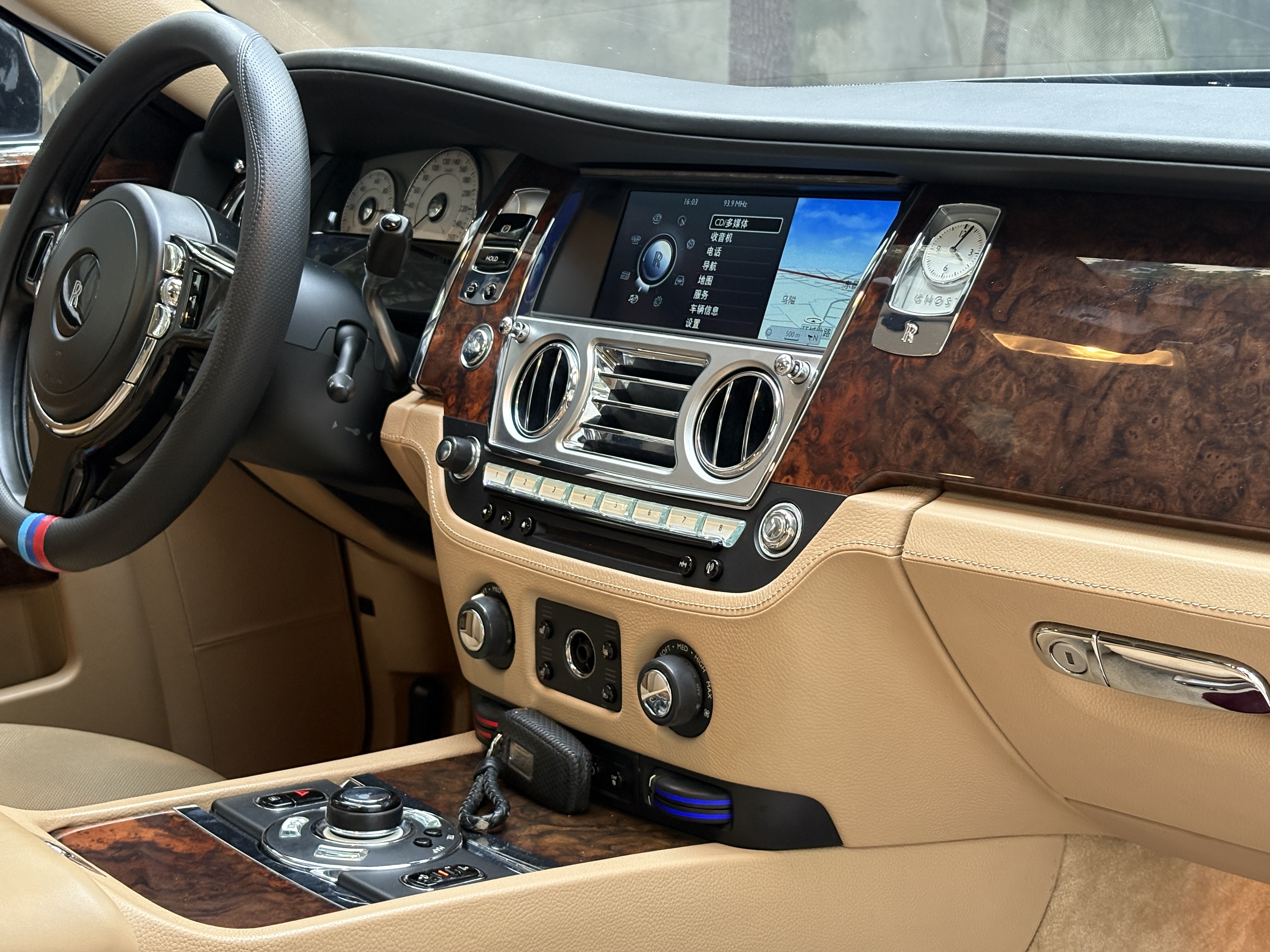 Rolls-Royce 2012 car image #7