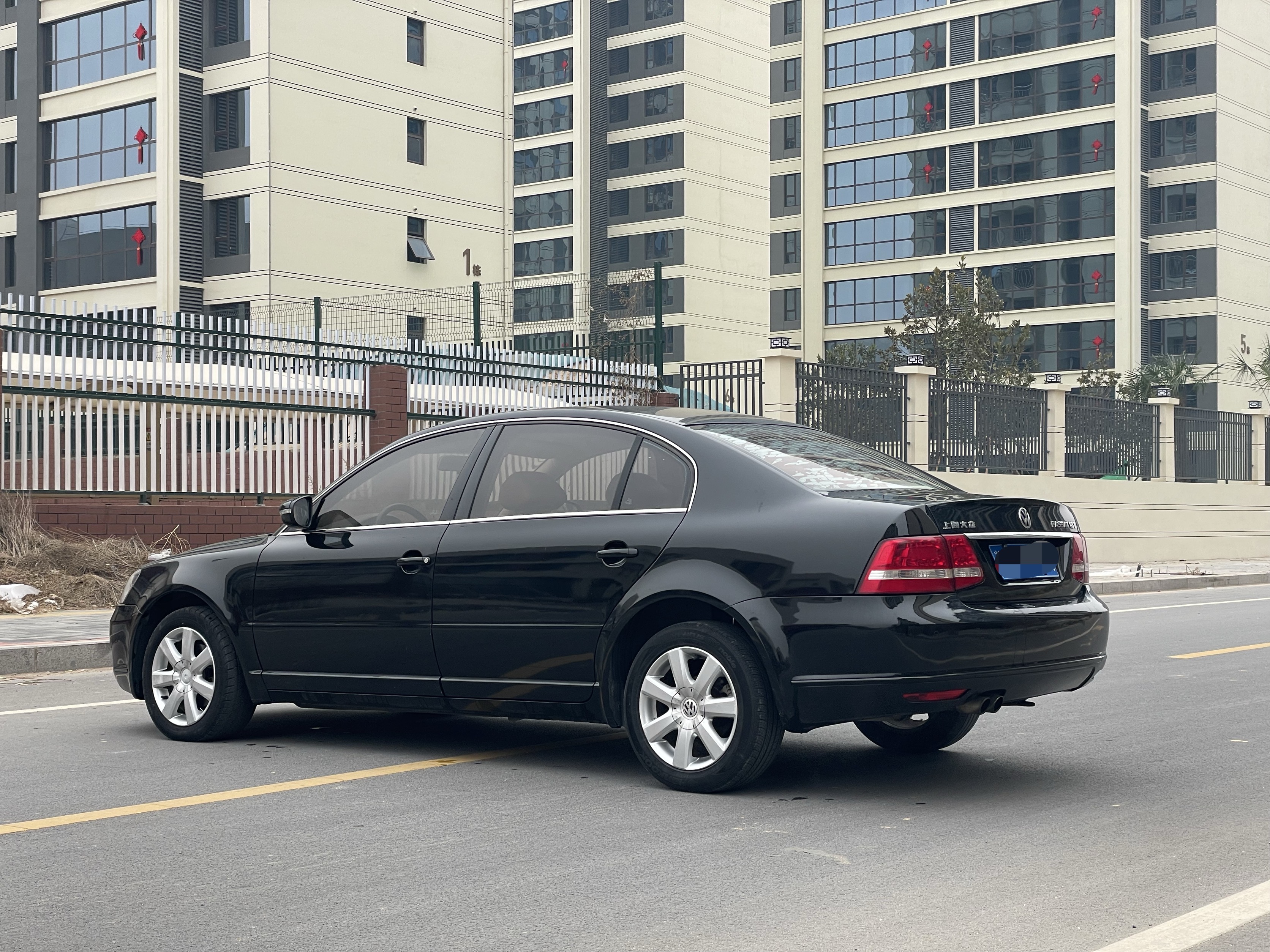 Volkswagen Passat Lingyu 2011 #7 Volkswagen Passat Lingyu 2011 car image #7