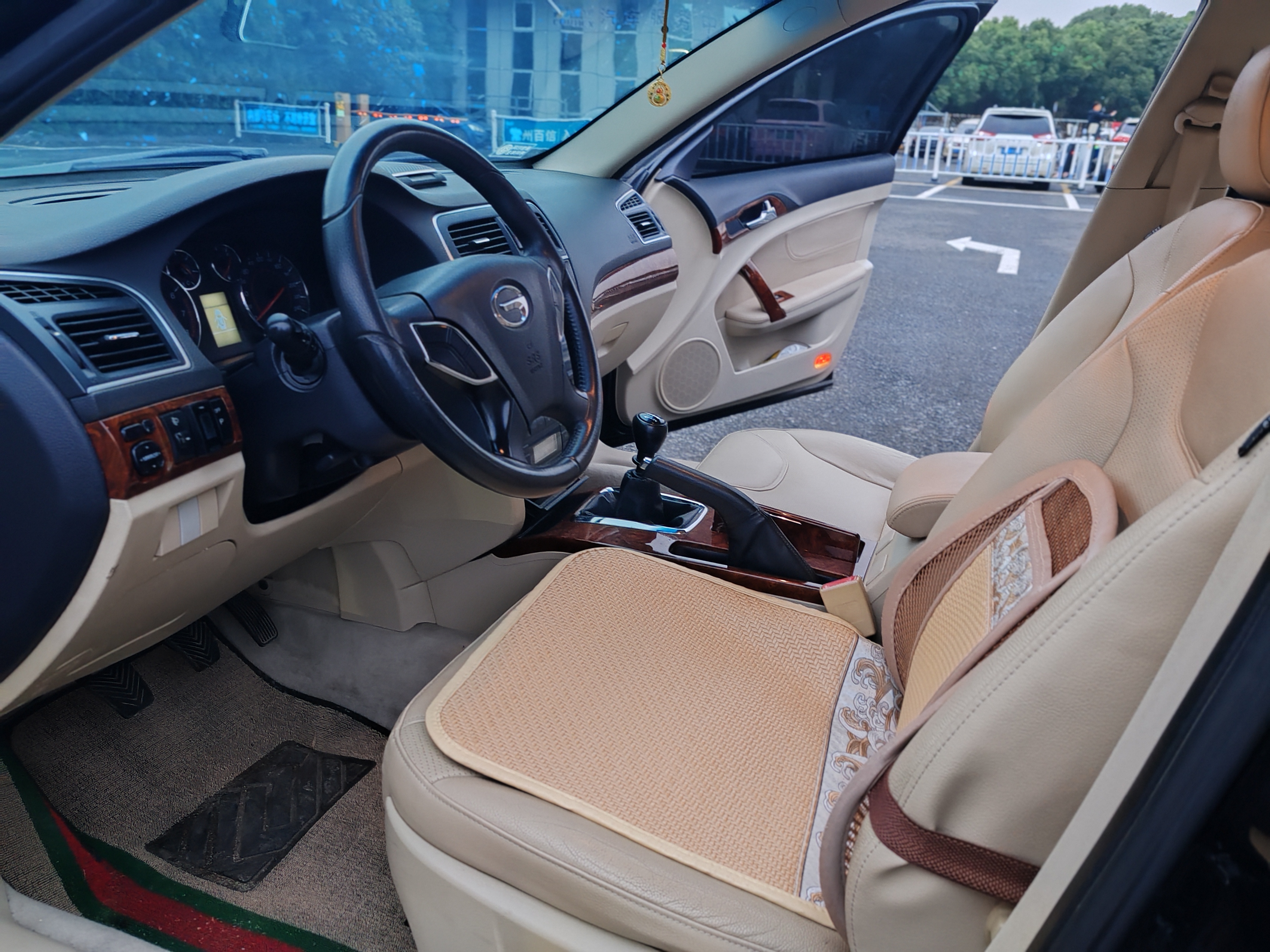 GAC Trumpchi GA5 2014 #7 GAC Trumpchi GA5 2014 car image #7