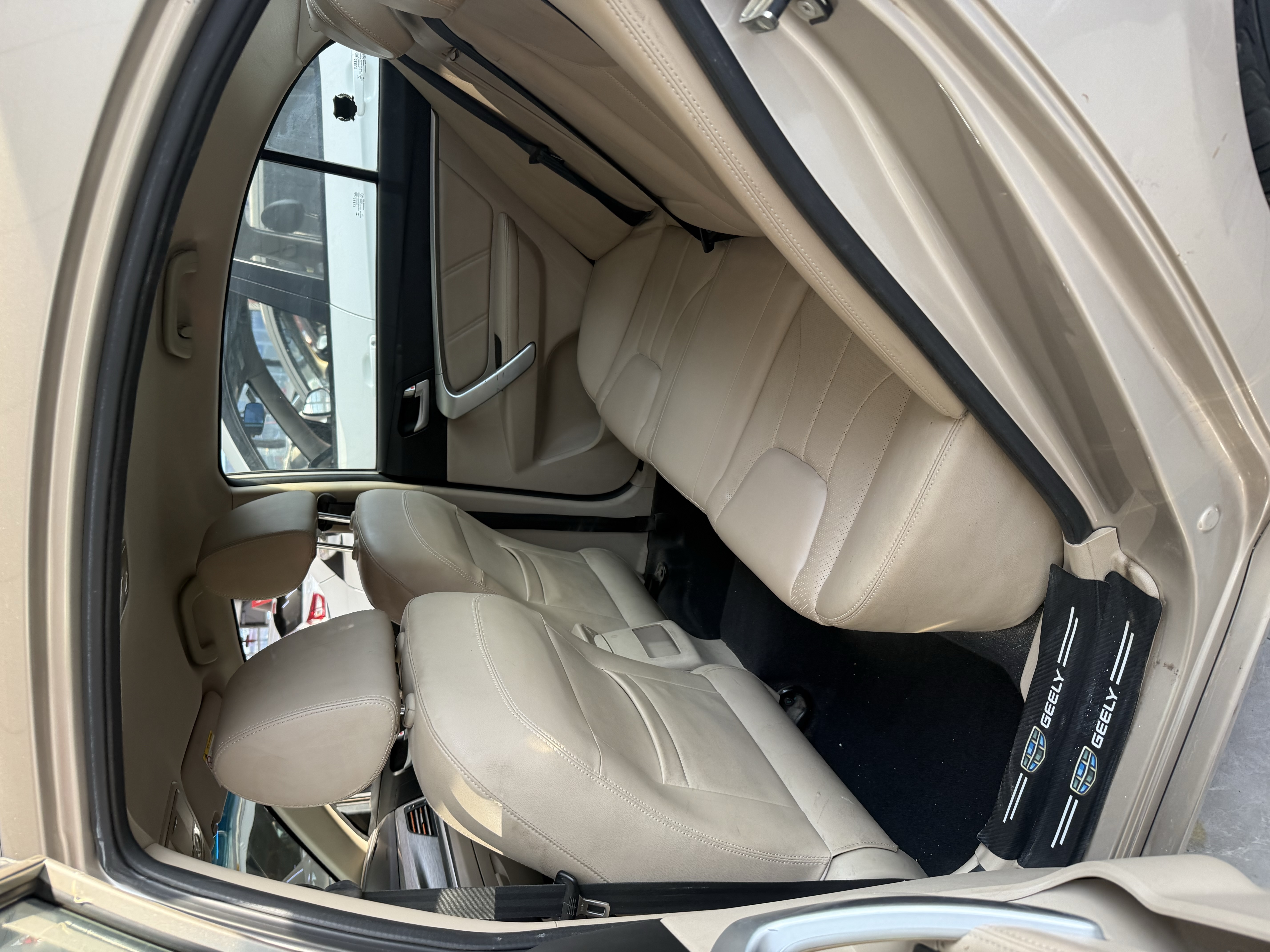 Emgrand 2017 #7 Emgrand 2017 car image #7