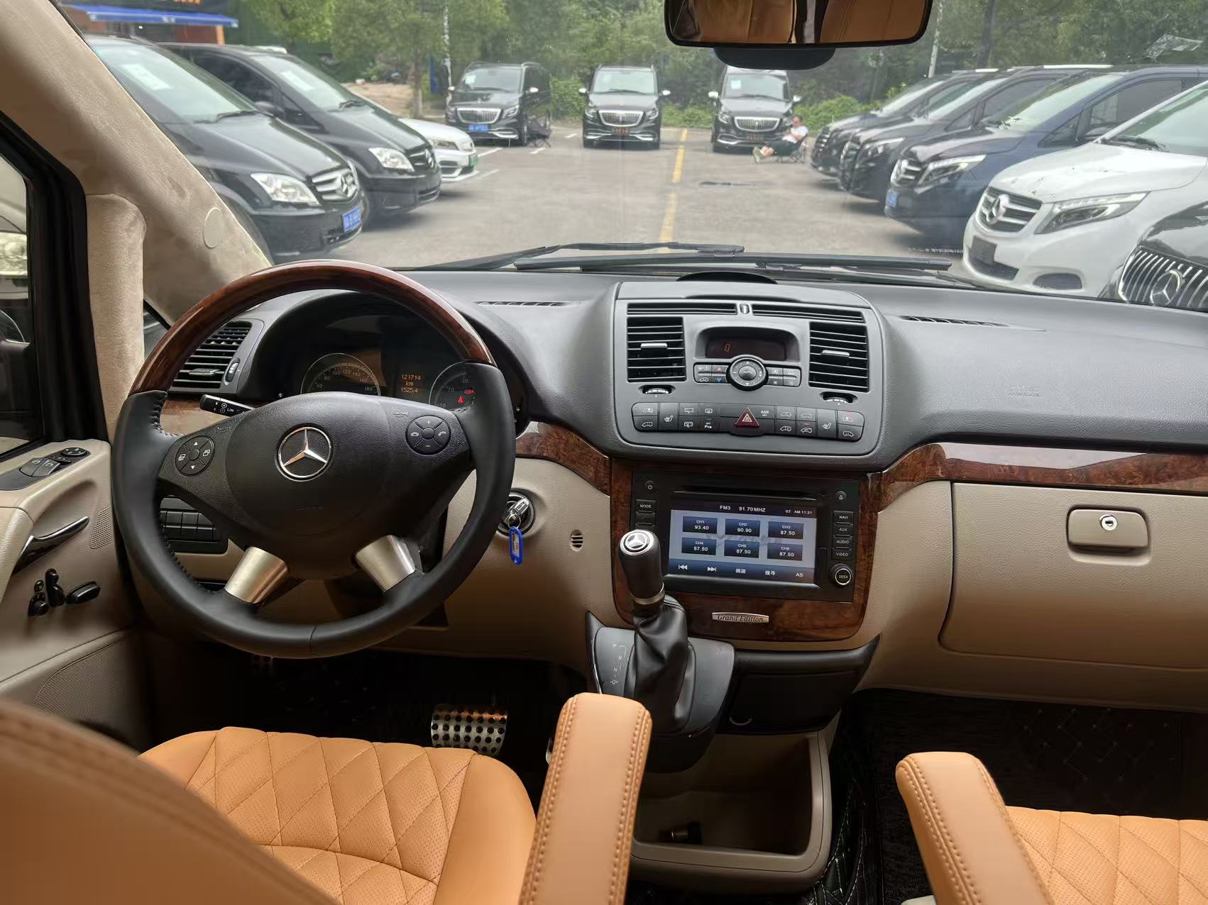 奔驰 唯雅诺 2014 汽车图片 #7