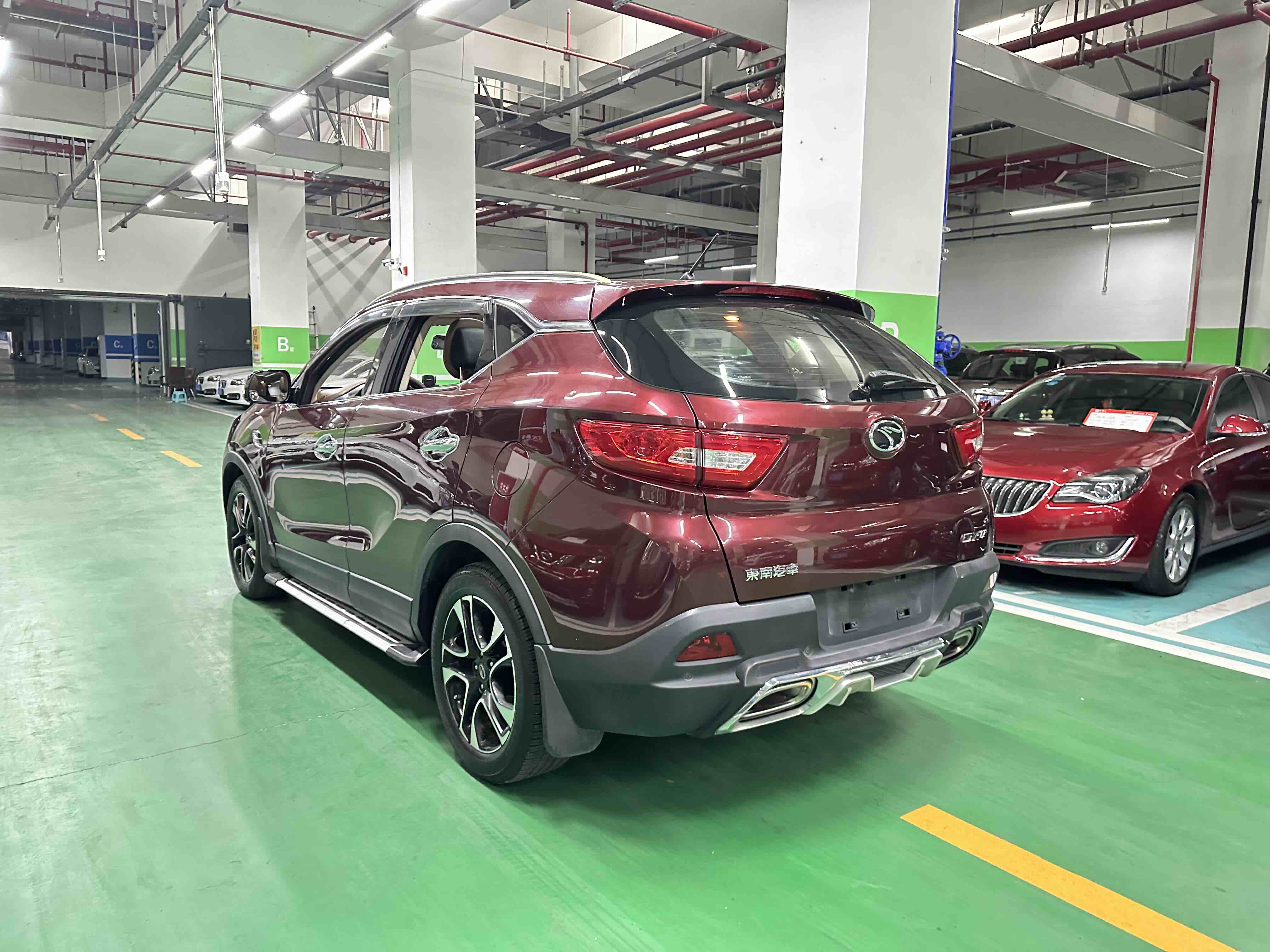 Soueast DX7 2016 #7 Soueast DX7 2016 car image #7