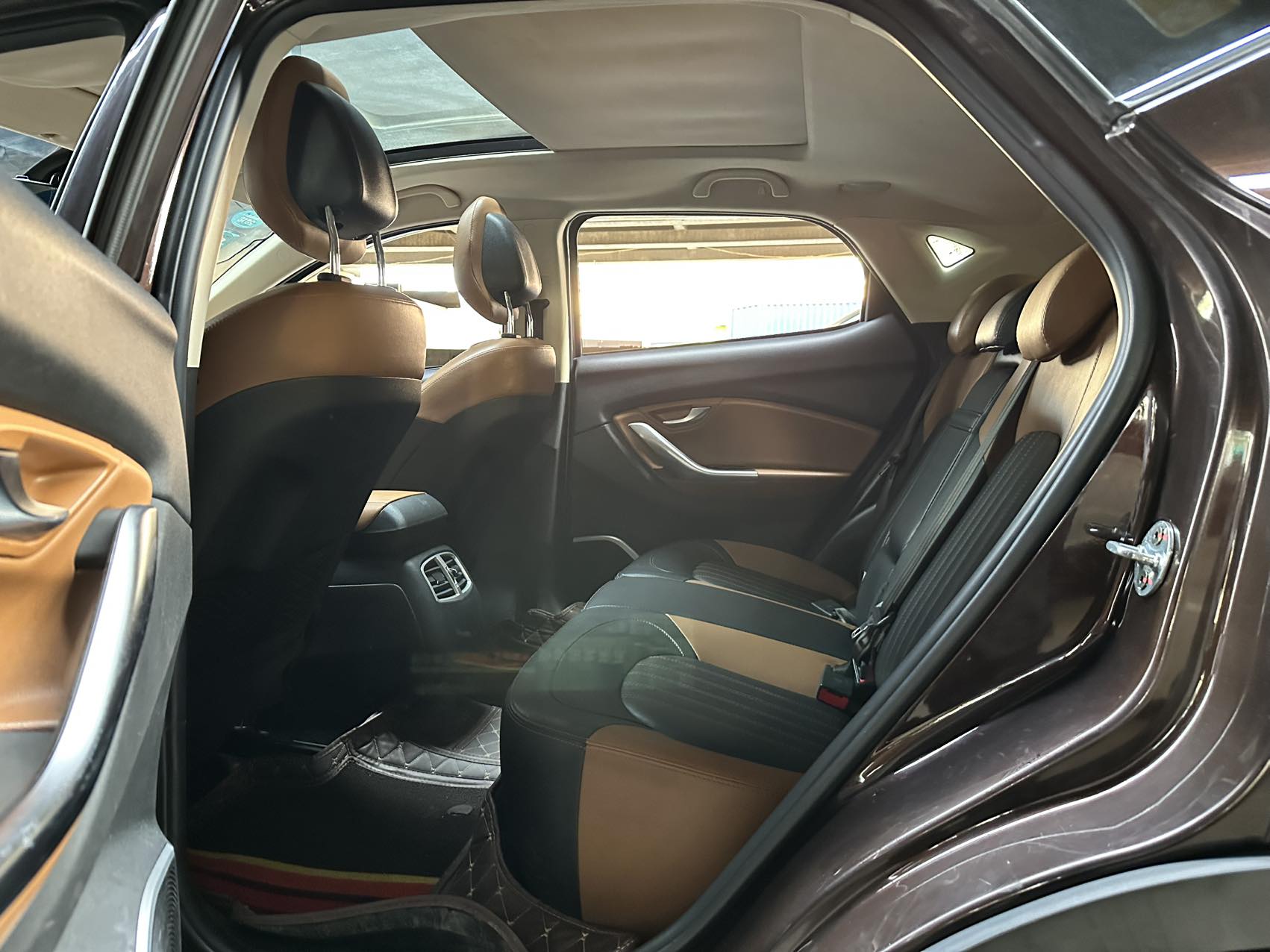 Soueast DX7 2017 imagem de carro #7