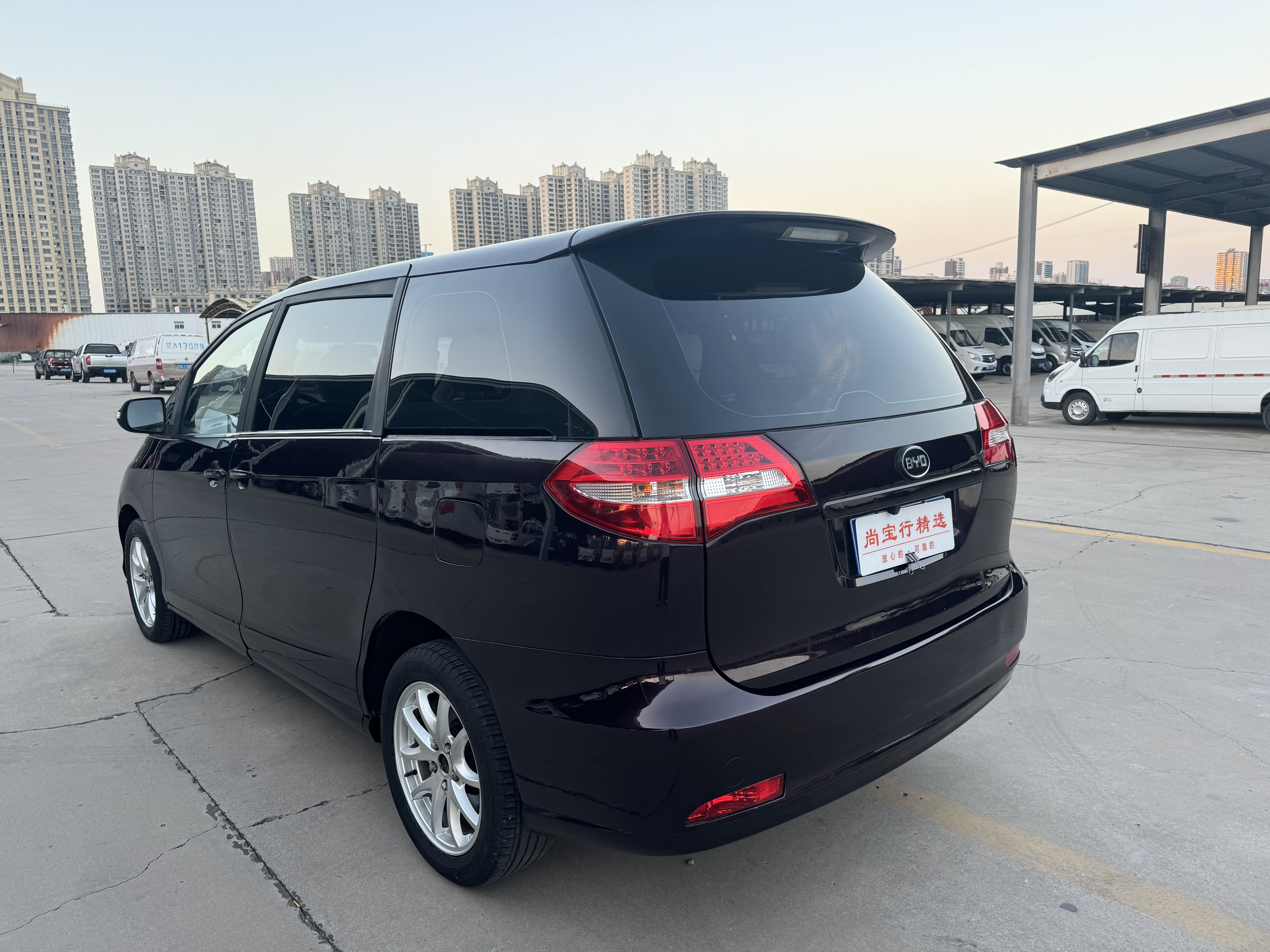 BYD M6 2015 #7 BYD M6 2015 car image #7