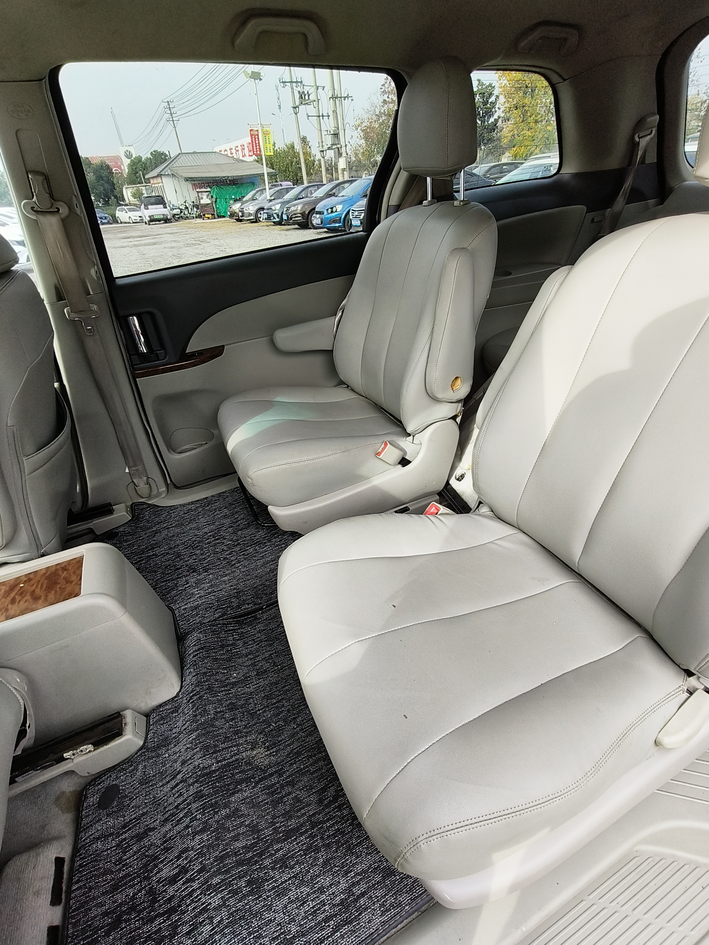 BYD M6 2015 car image #7