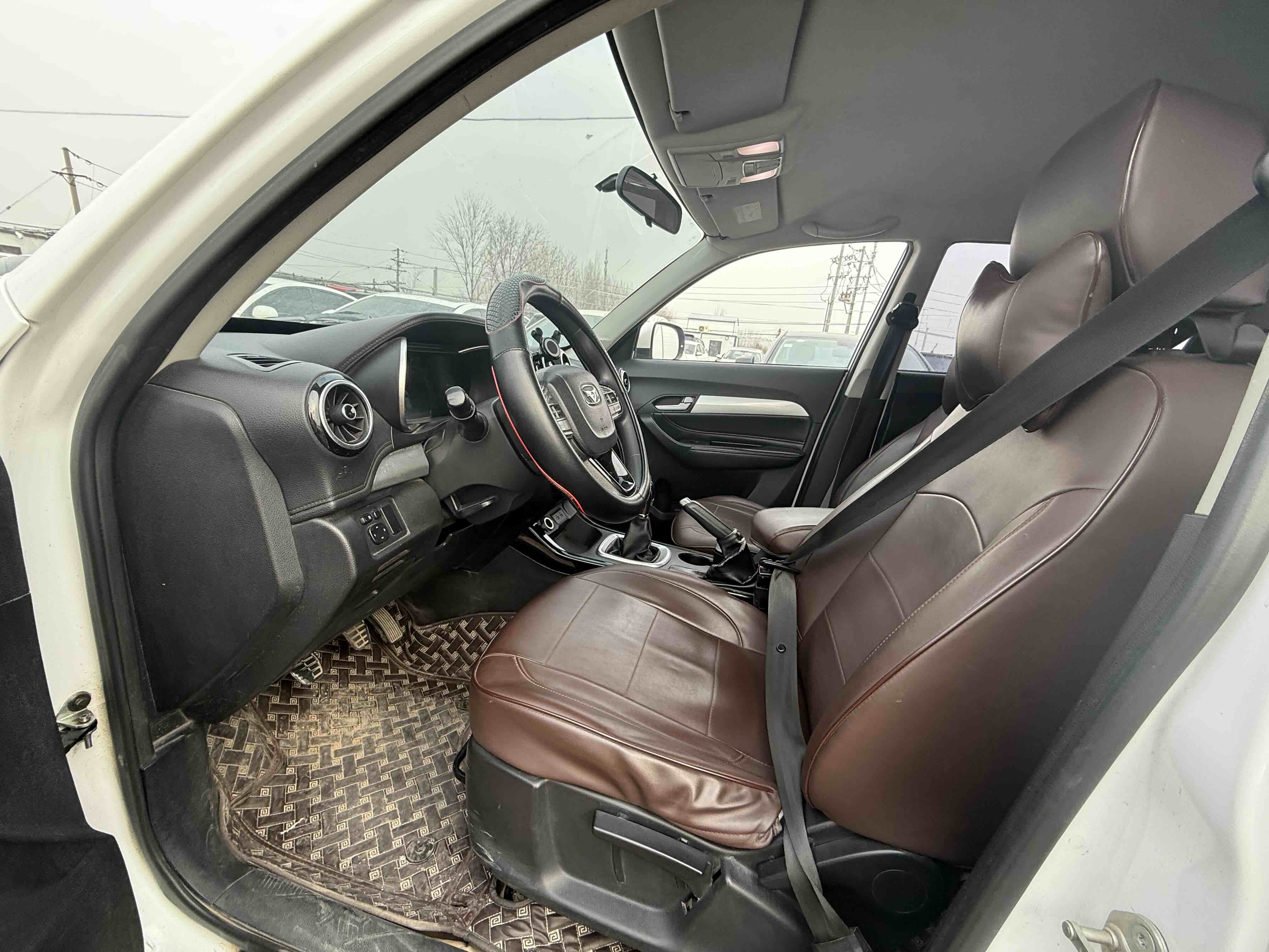 Kaiyi X3 2016 car image #7