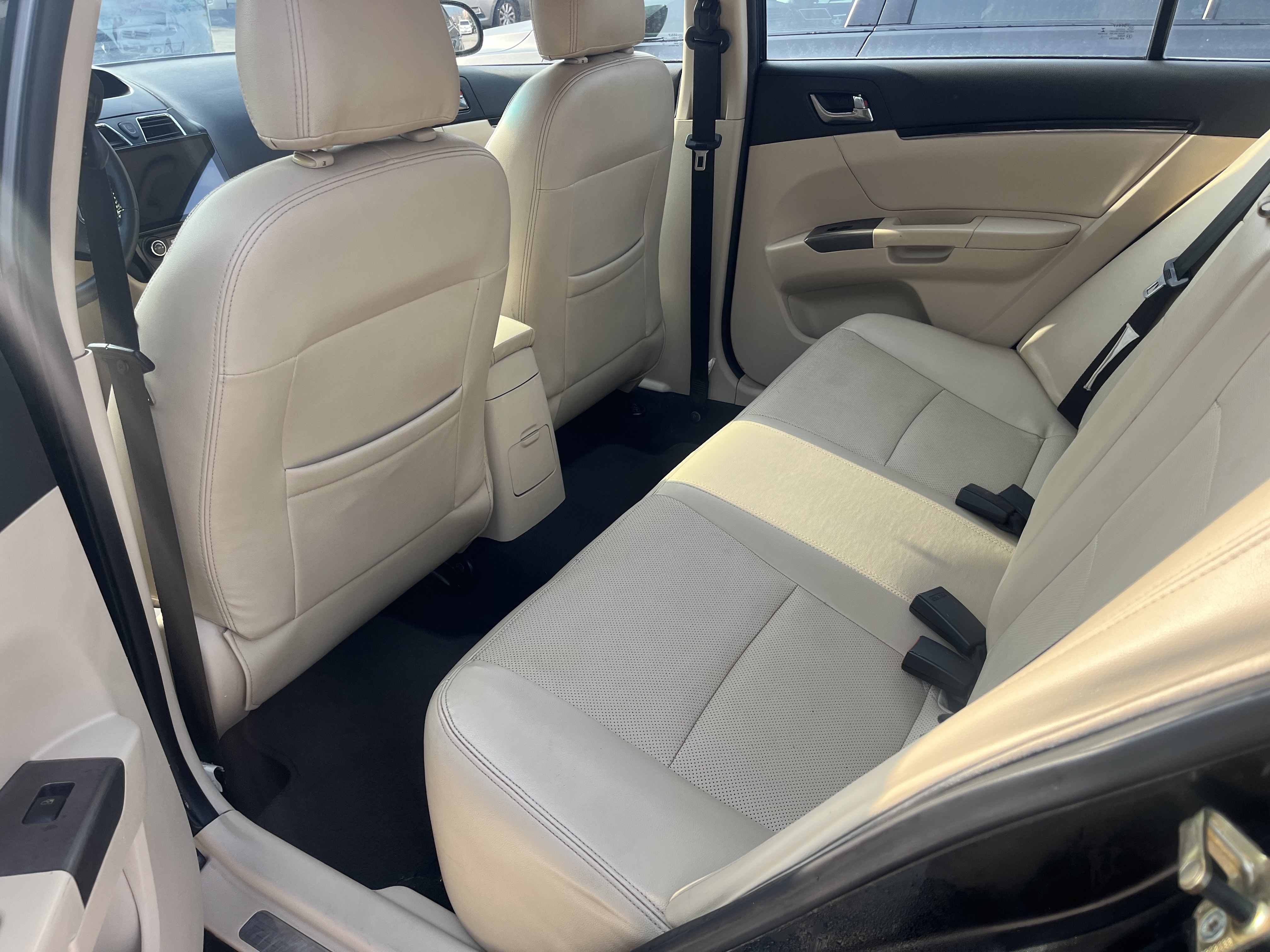 GEELY Emgrand Classic 2014 car image #7