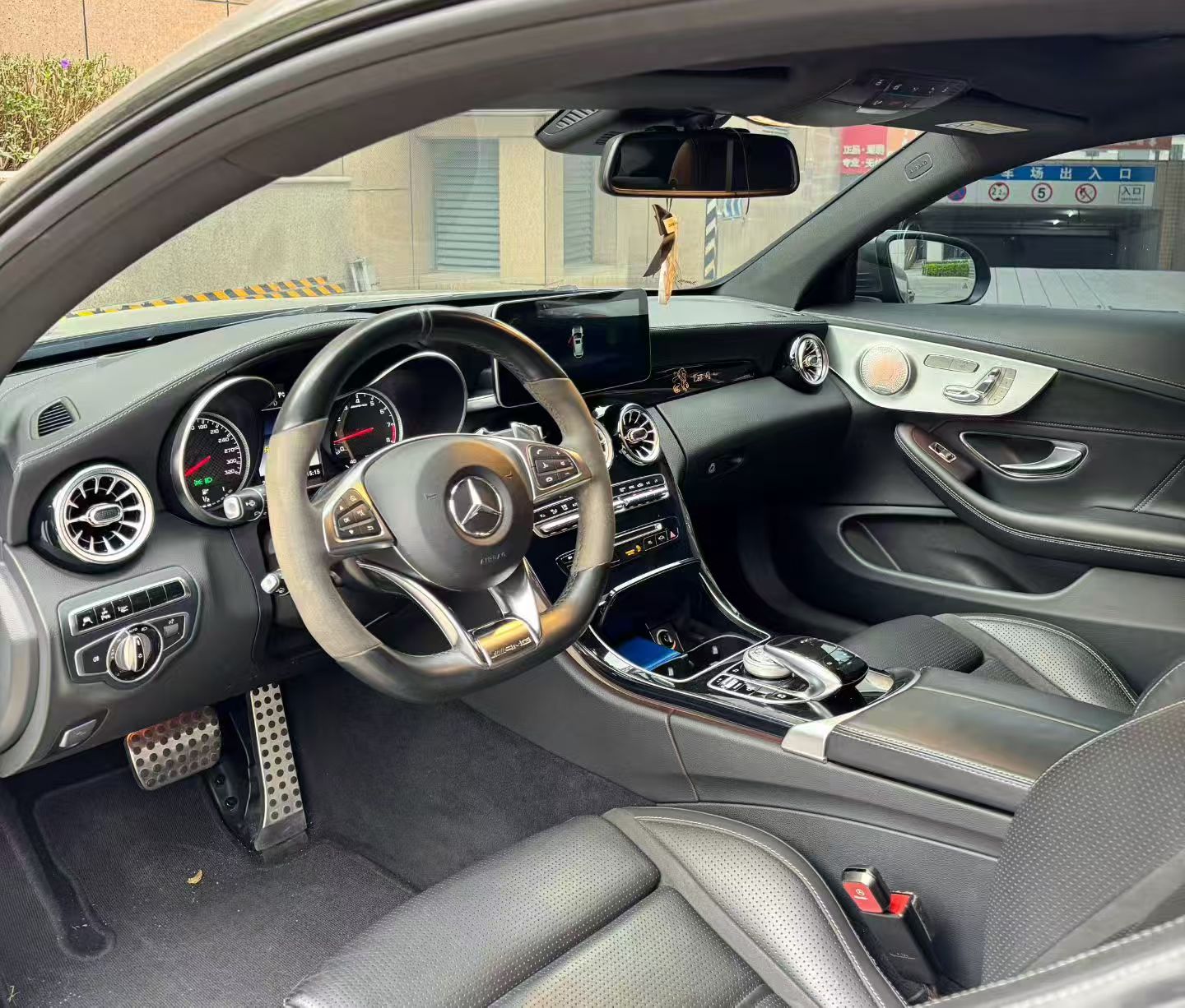 奔驰 奔驰C级AMG 2018 汽车图片 #7