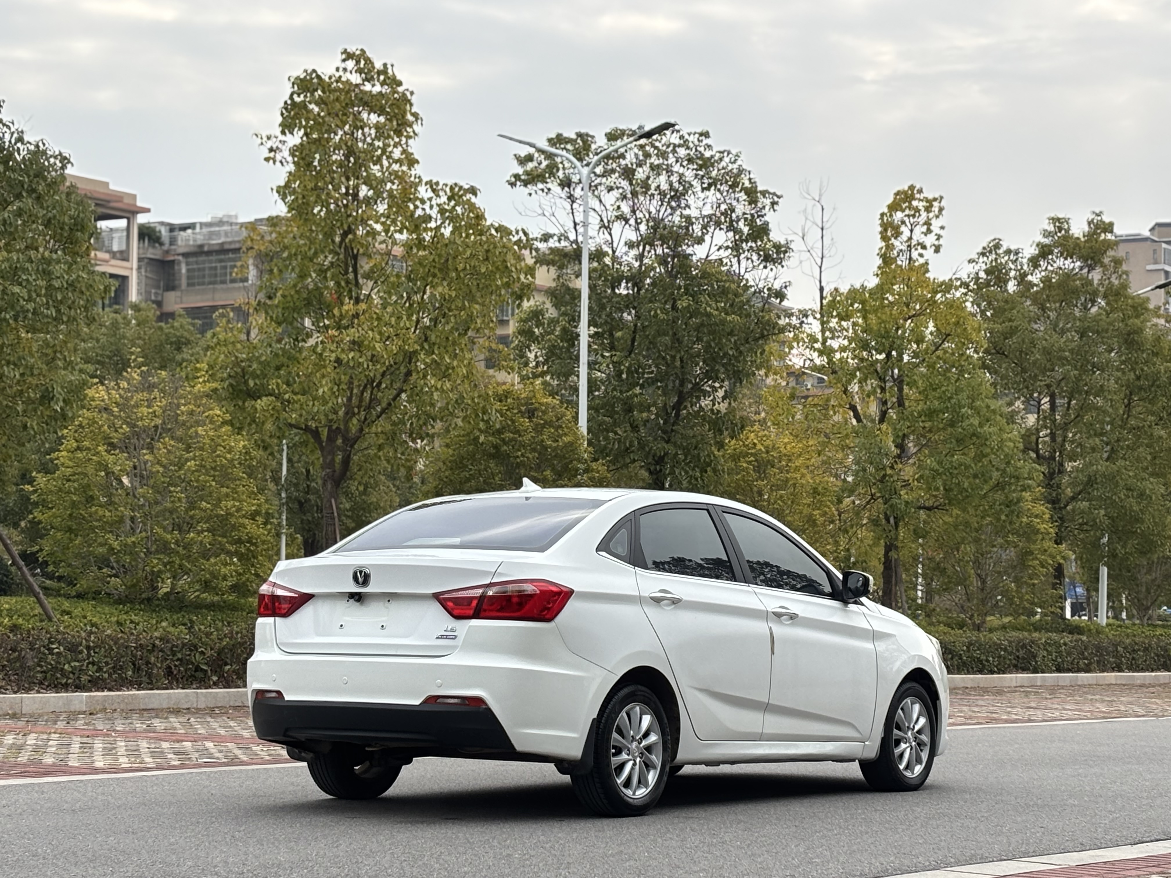 Changan Alsvin V7 2017 car image #7