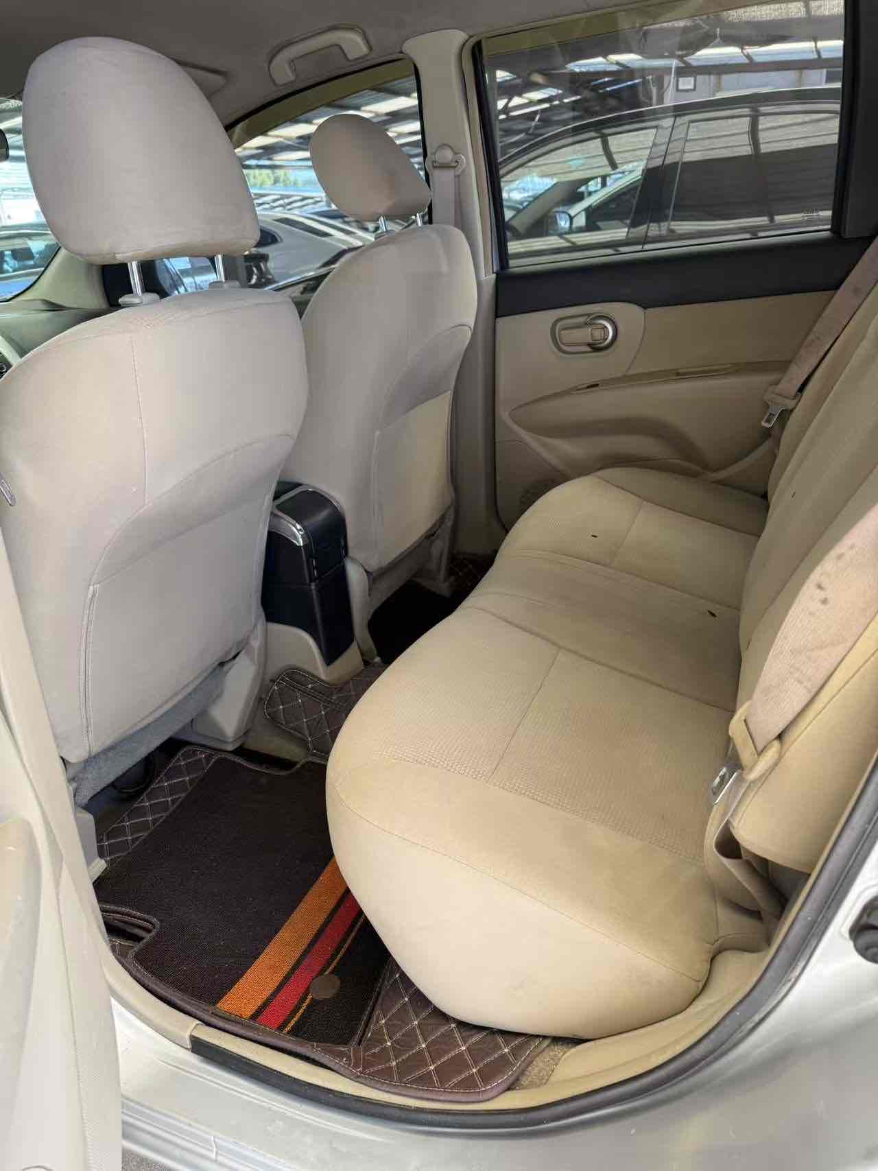 日产 骊威 2013 汽车图片 #7