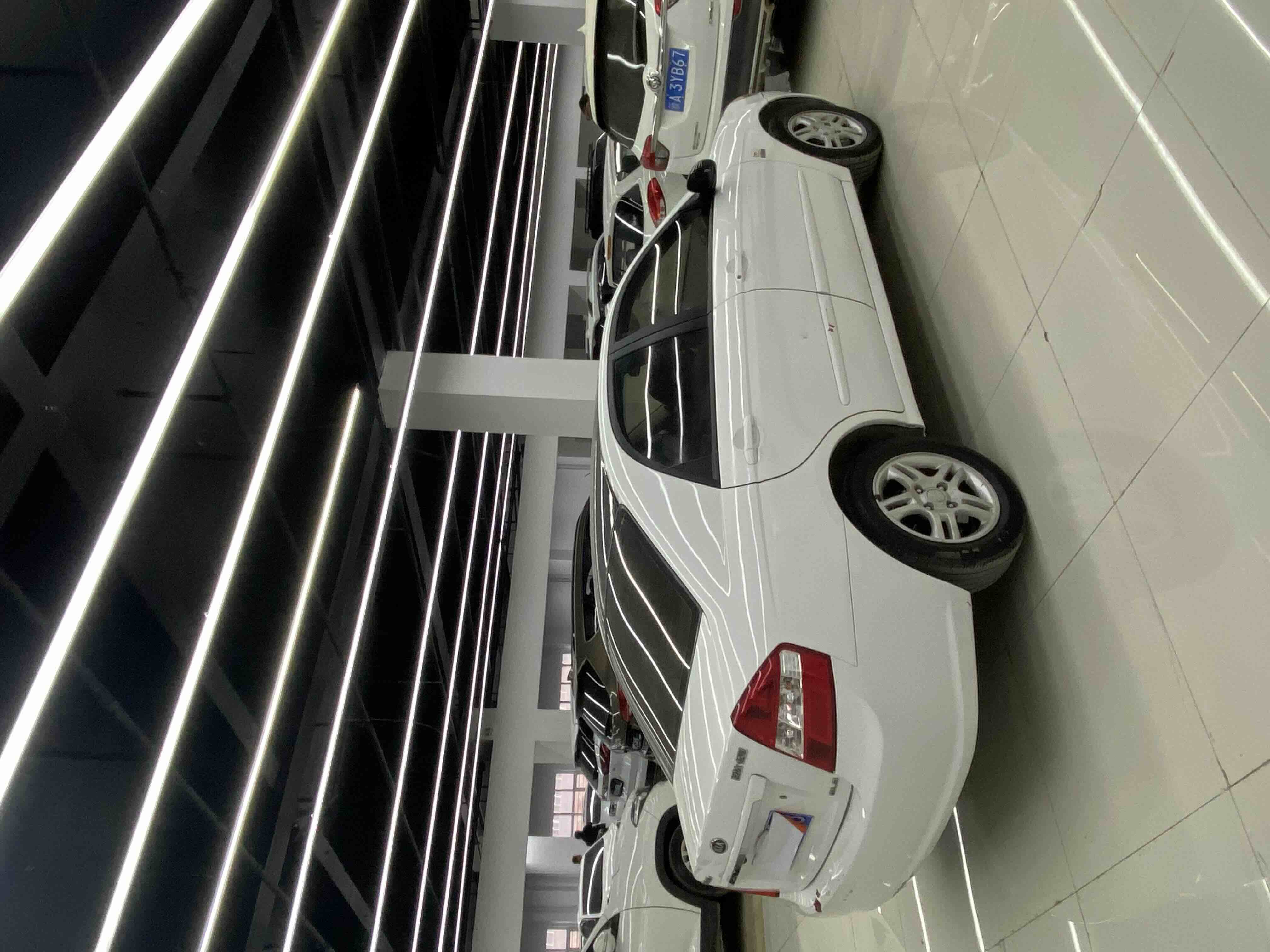 起亚 赛拉图 2011 汽车图片 #7