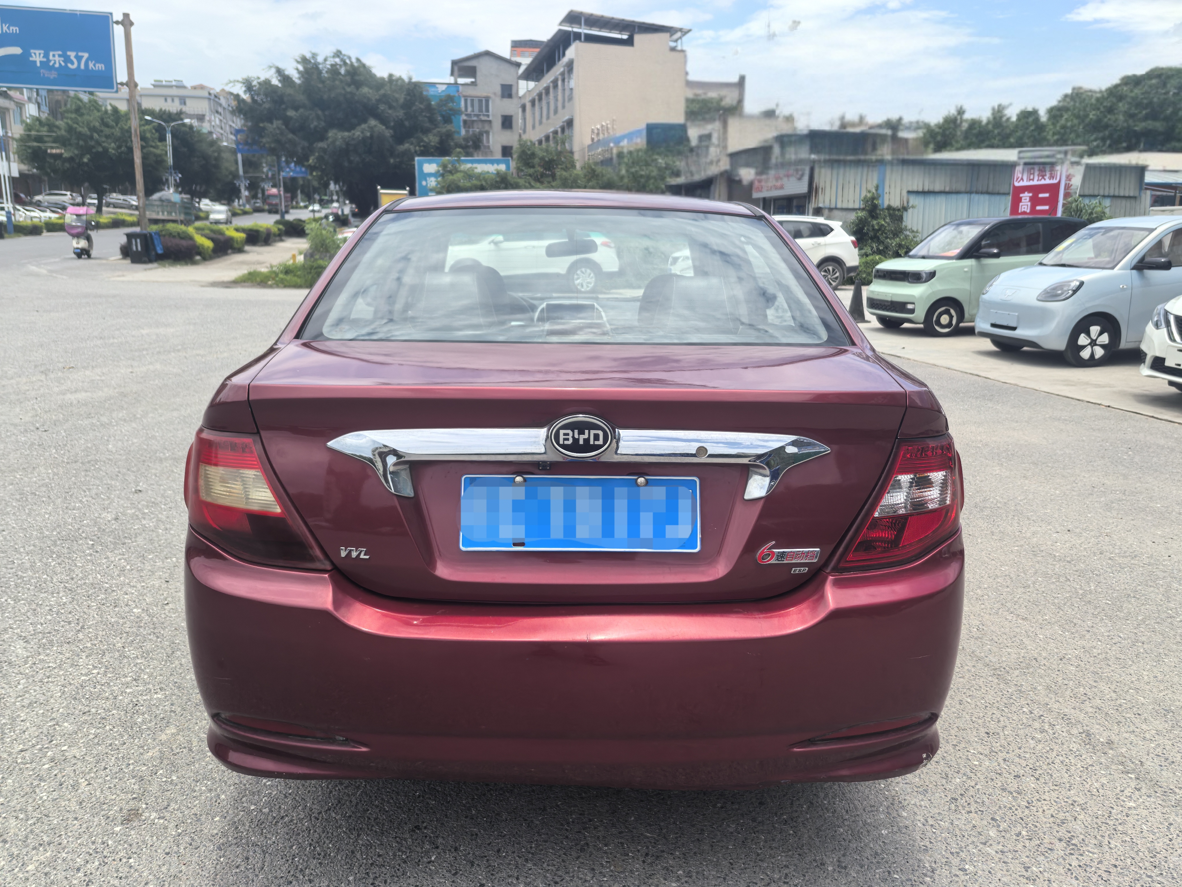 BYD L3 2015 car image #7
