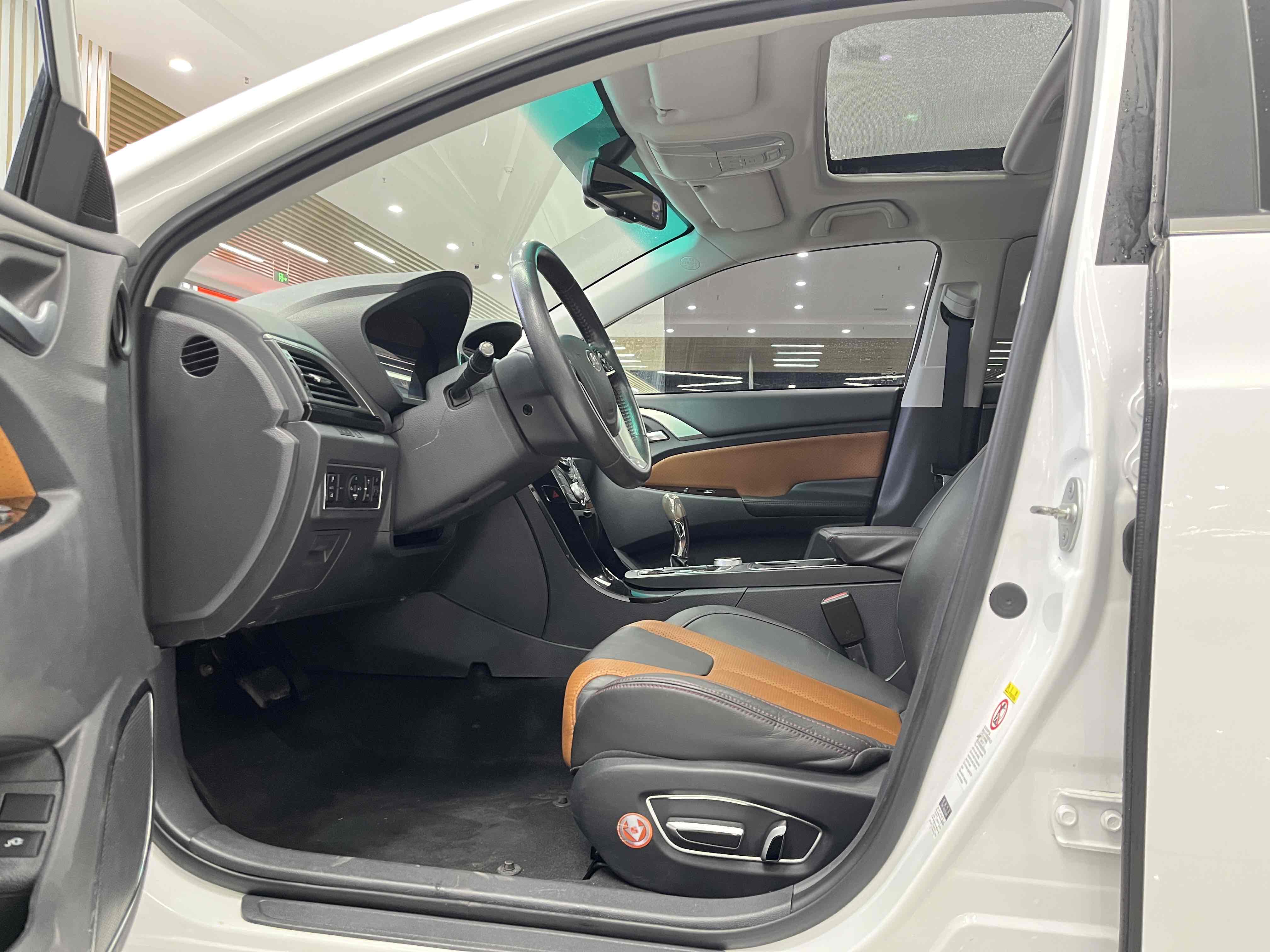 BYD Qin New Energy 2016 #7 BYD Qin New Energy 2016 car image #7