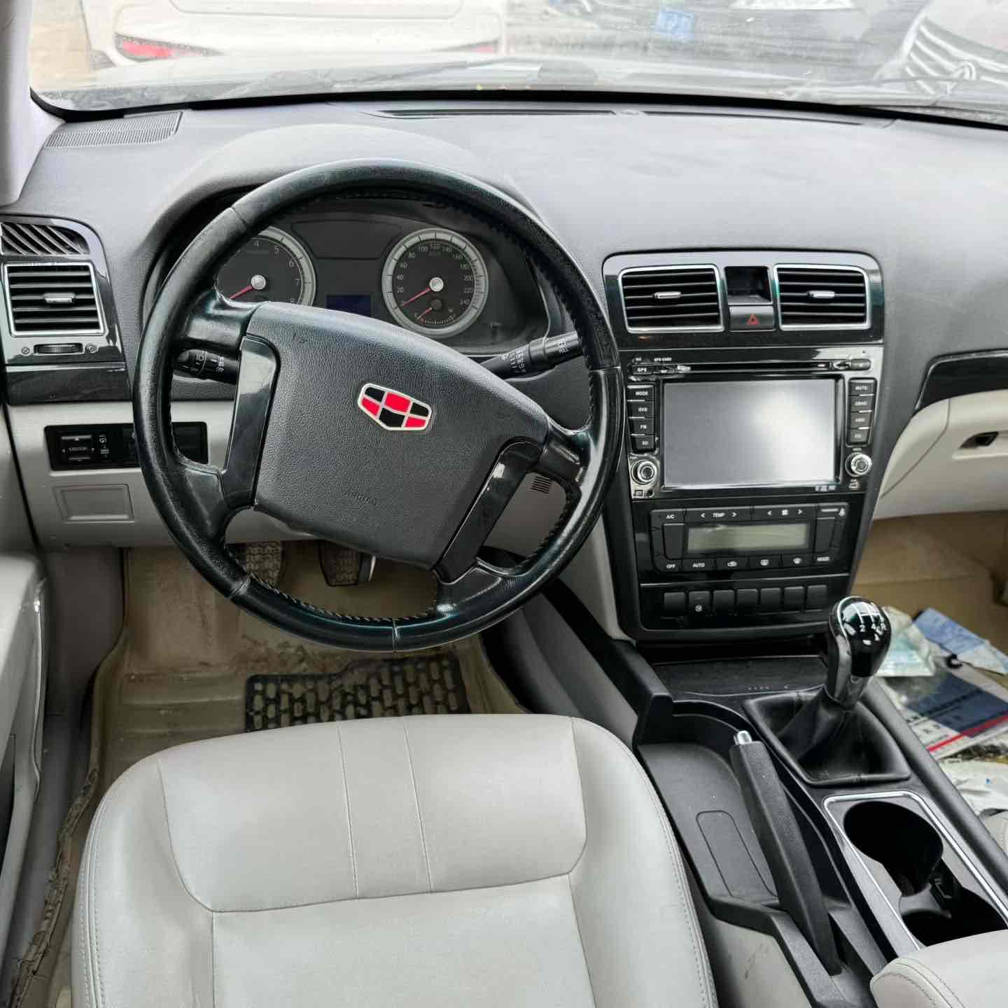 GEELY EC8 2014 car image #7