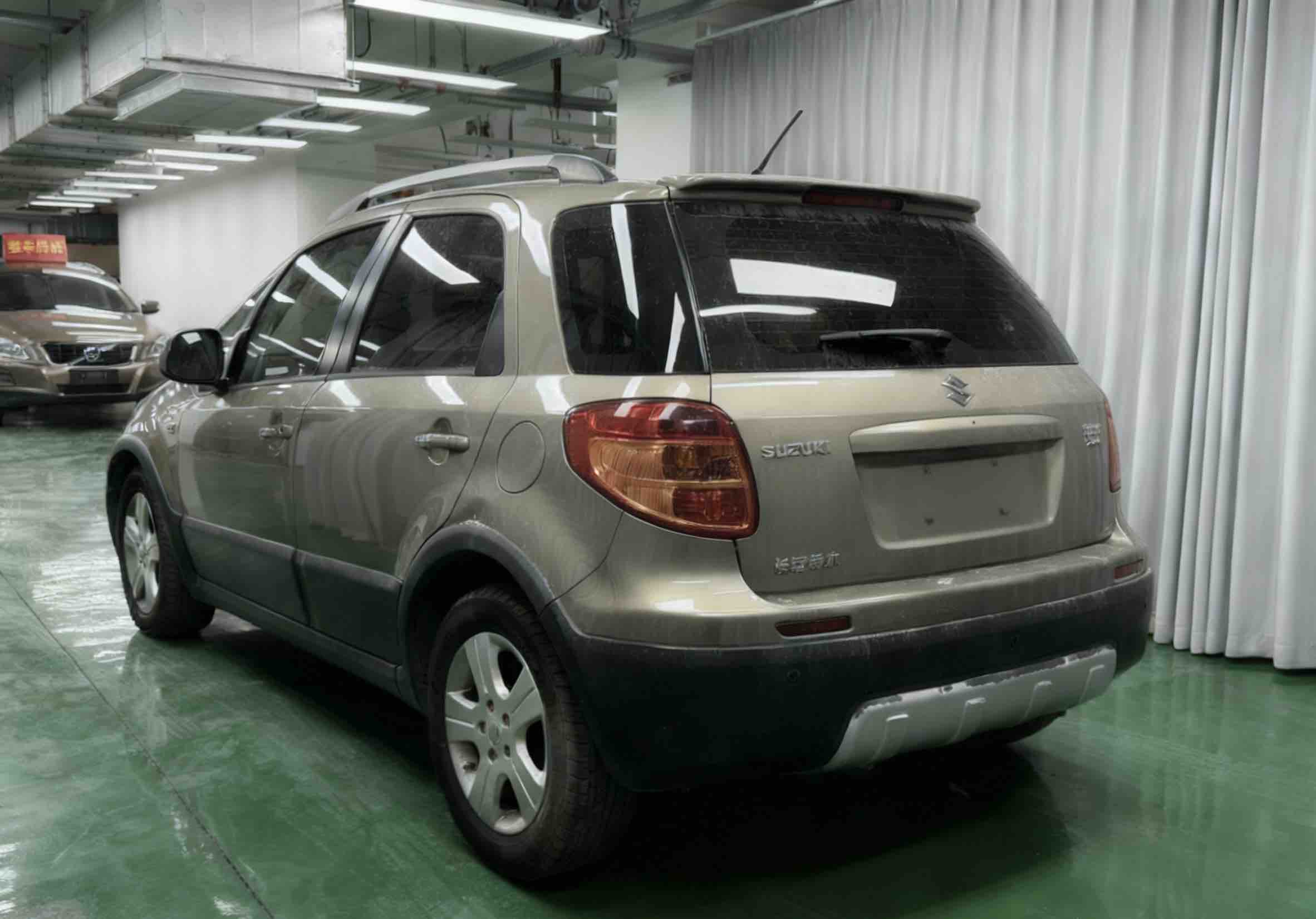 Suzuki SX4 Sedan 2012 imagem de carro #7