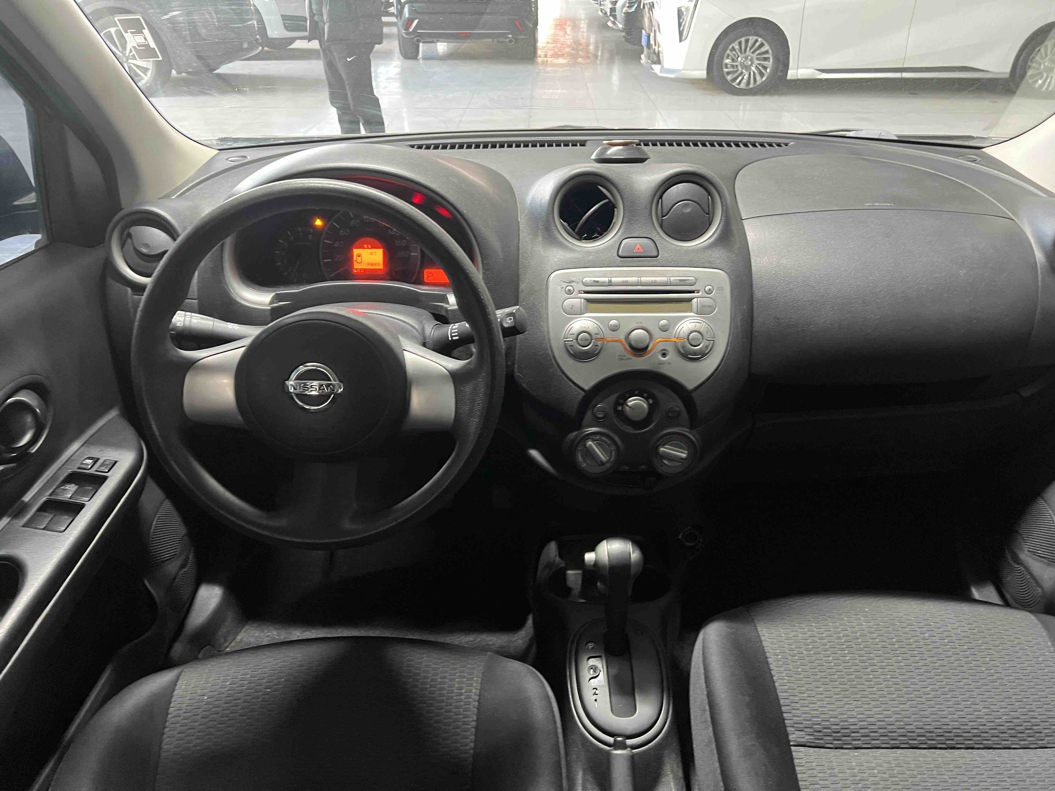 日产 玛驰 2012 汽车图片 #7