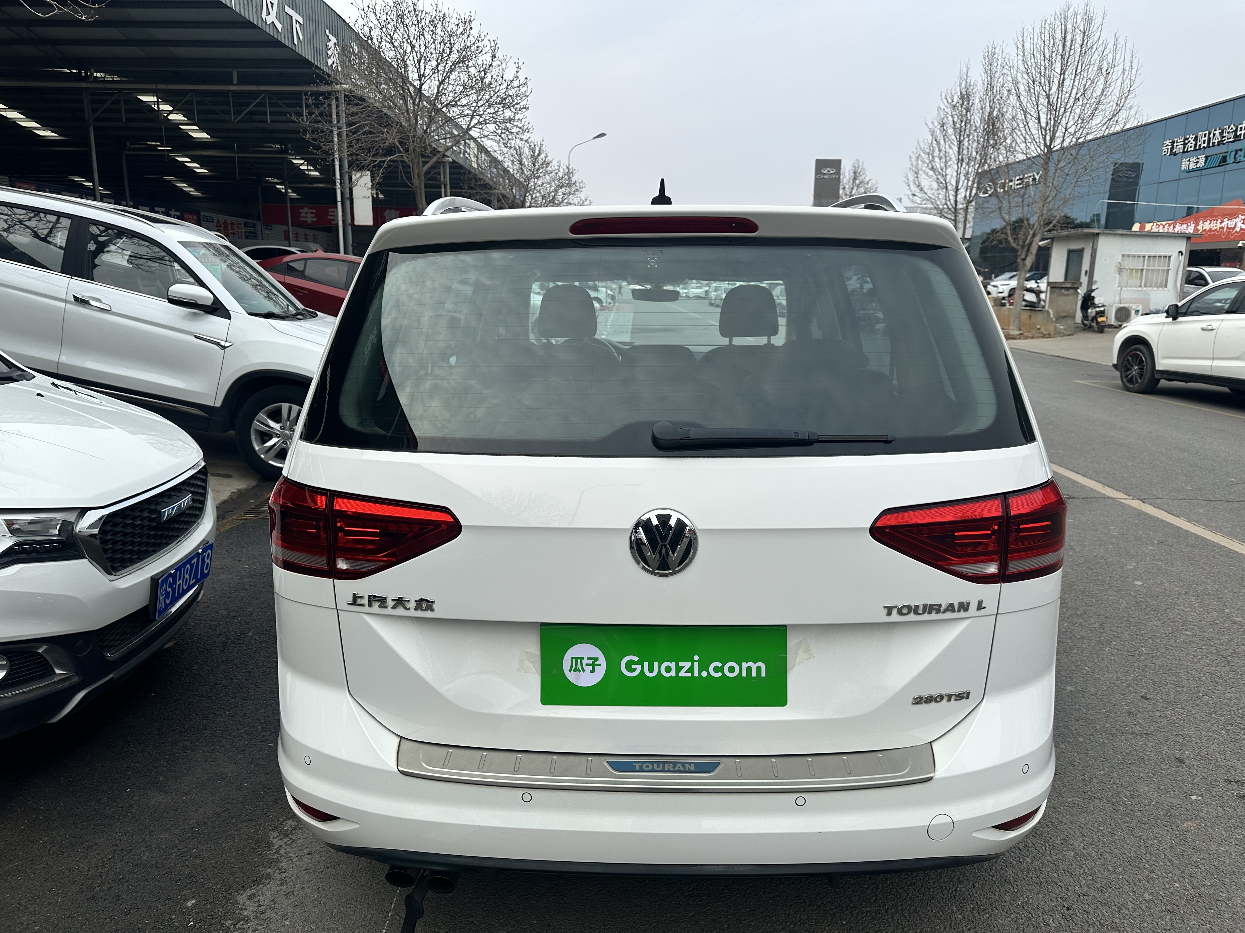 Volkswagen Touran 2017 #7 Volkswagen Touran 2017 car image #7