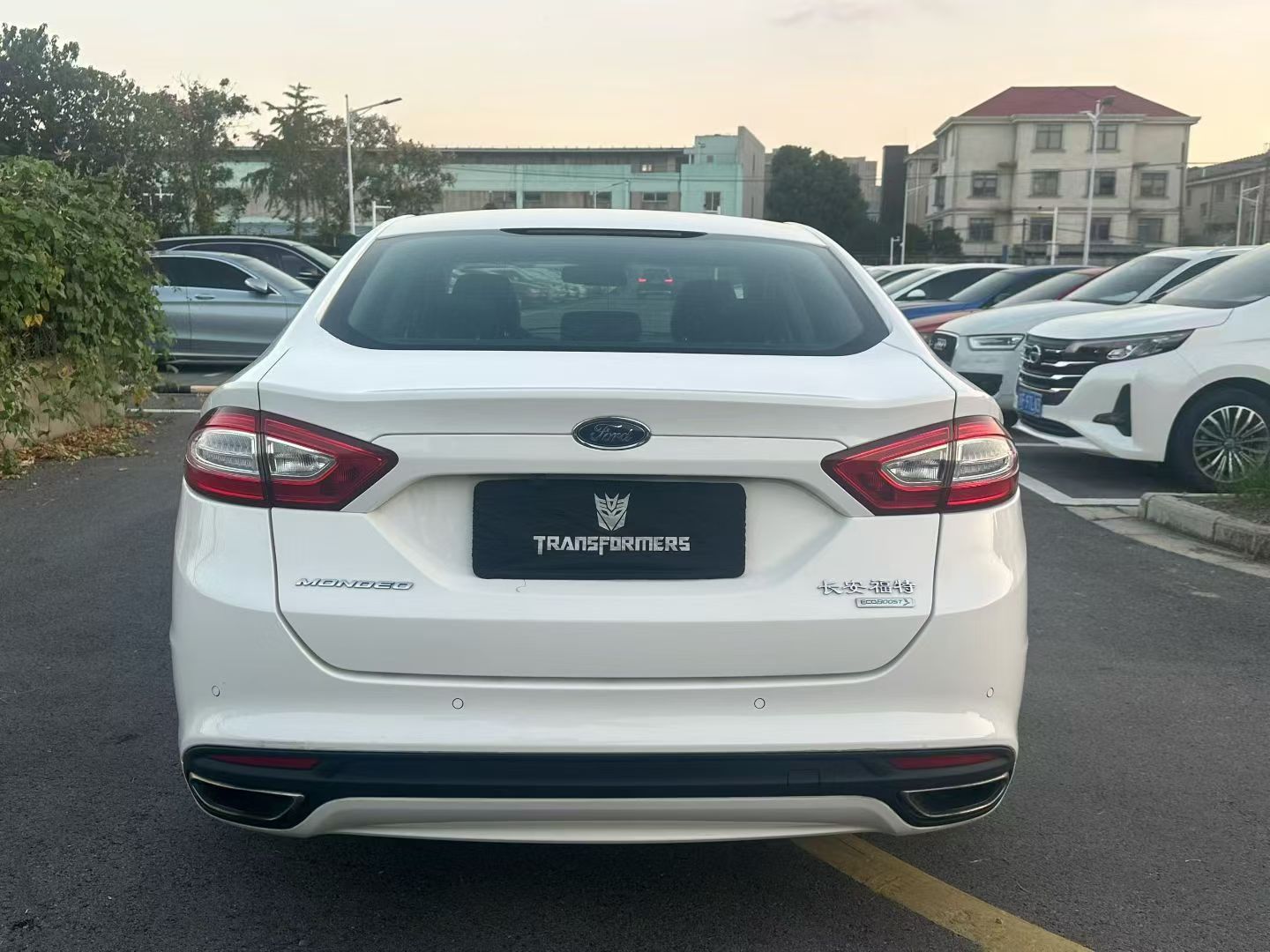 Ford Mondeo 2014 car image #7